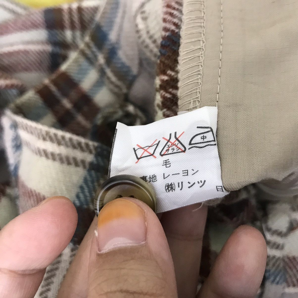 United Colors Of Benetton UNITED COLOR of BENETTON Check Tartan Wool Trousers Casual Size US 26 / EU 42 - 5 Thumbnail