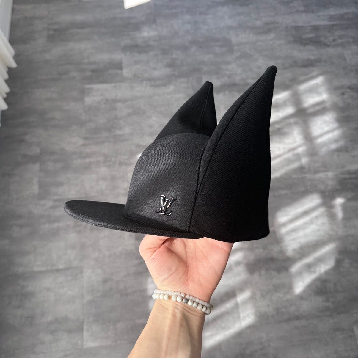 NWT Louis Vuitton Beige LV Monogram Nylon Get Ready Hat Cap Mens