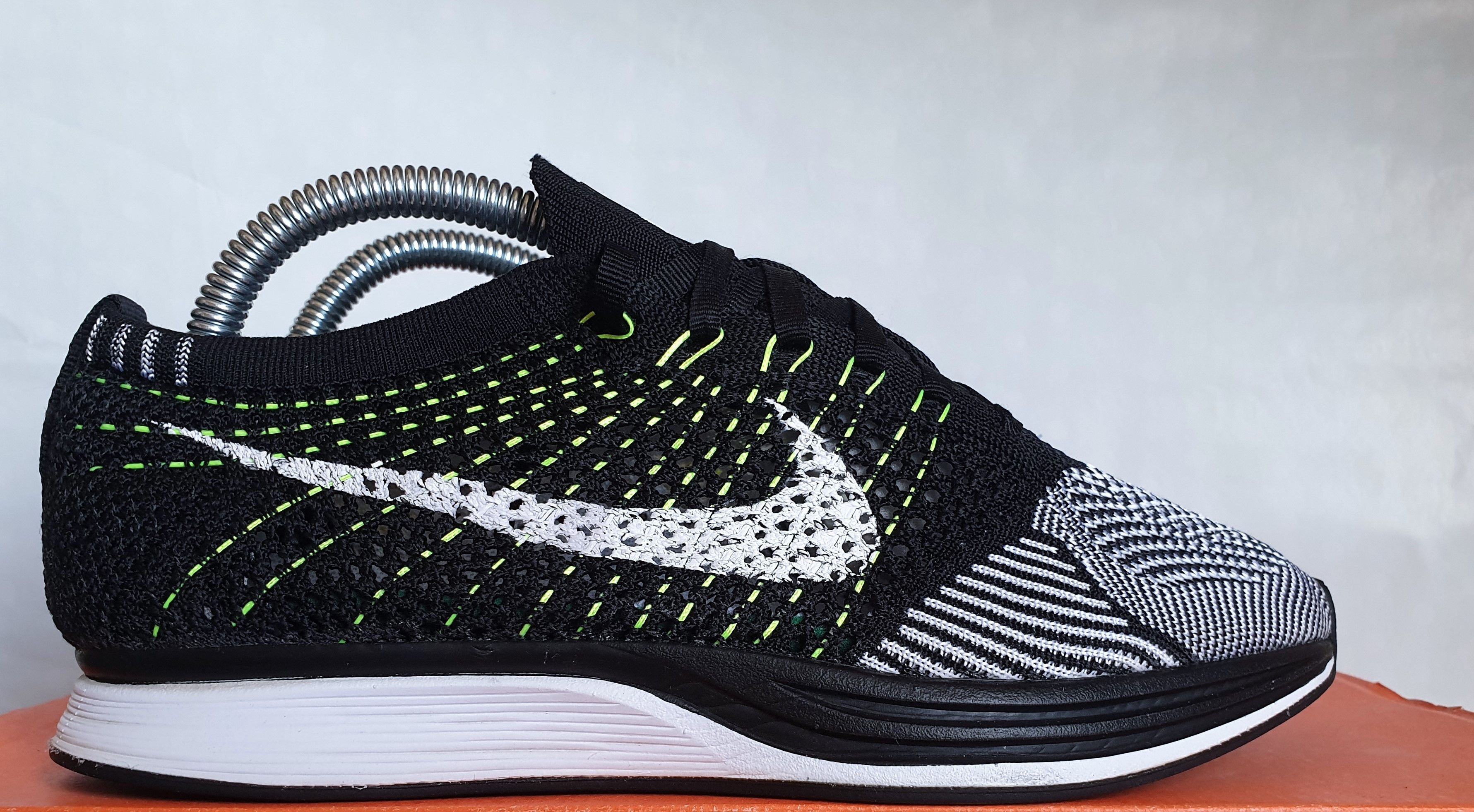 2016 Nike Flyknit Racer Orca 3.0 6.5US/39EUR display picture 3