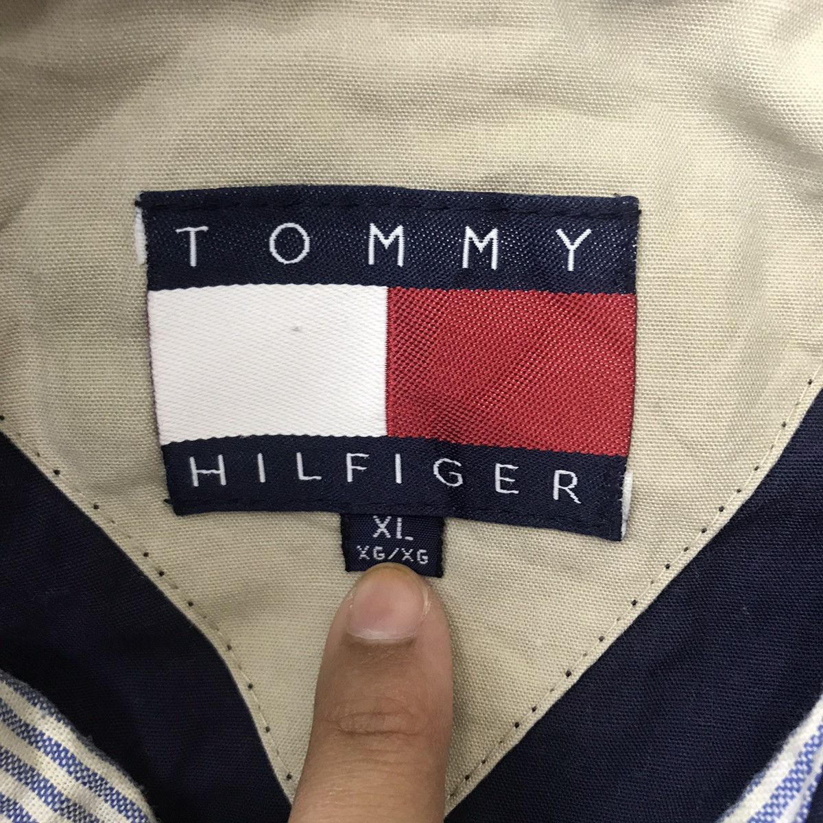Tommy Hilfiger Vintage TOMMY HILFIGER Sailing Gear Blue Windbreaker Jacket Size US XL / EU 56 / 4 - 5 Thumbnail