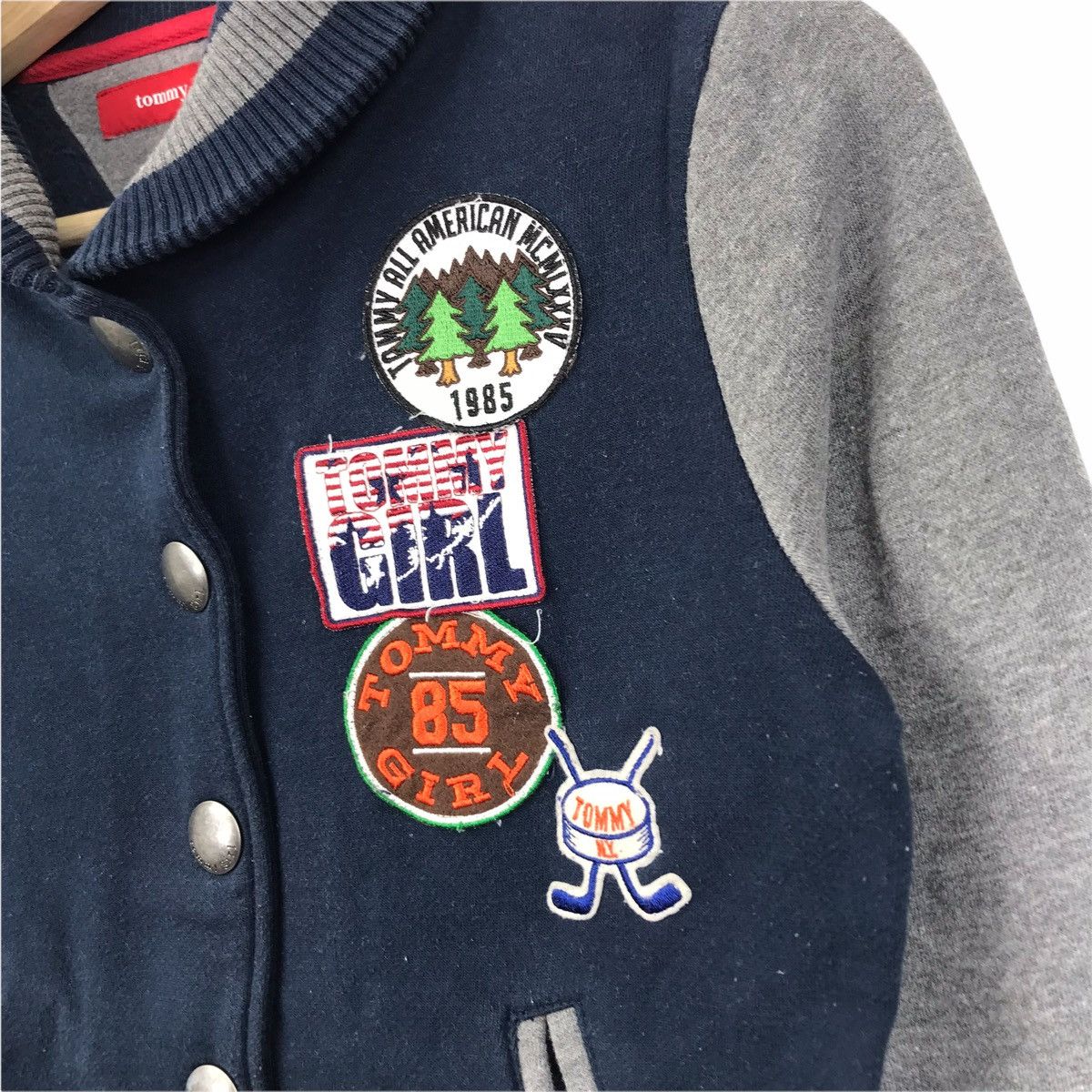 Vintage TOMMY GIRL Hilfiger Grey Cotton Varsity Sweater Size US XS / EU 42 / 0 - 5 Thumbnail
