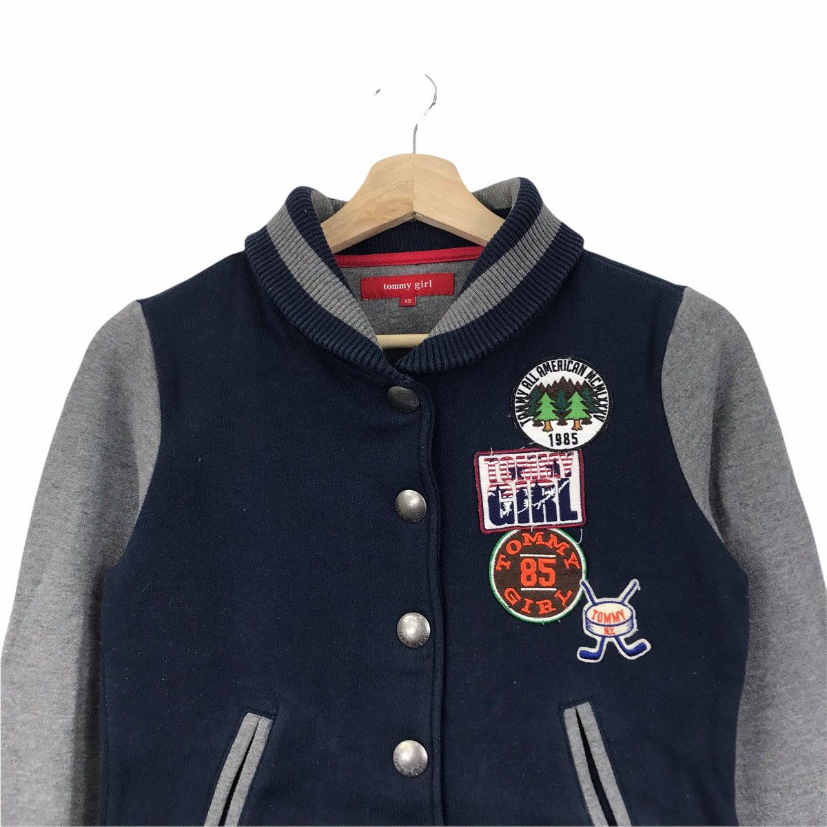 Vintage TOMMY GIRL Hilfiger Grey Cotton Varsity Sweater Size US XS / EU 42 / 0 - 3 Thumbnail