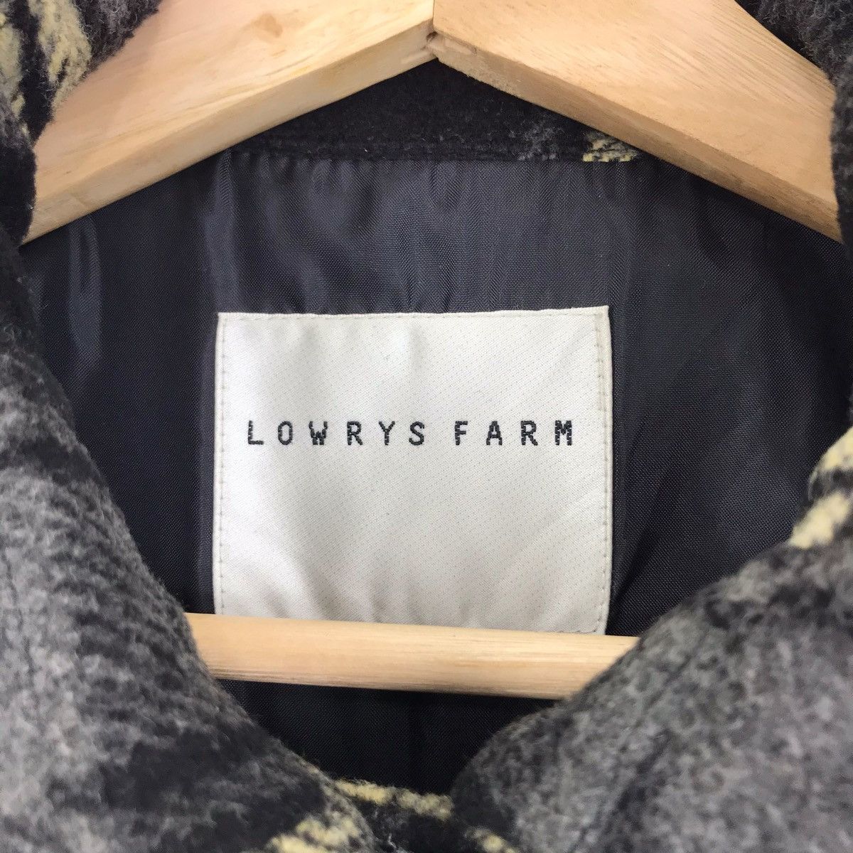 LOWRYS FARM LOWRYS FARM Japanese Brand Tartan Wool Pea Coat Size US L / EU 52-54 / 3 - 4 Thumbnail