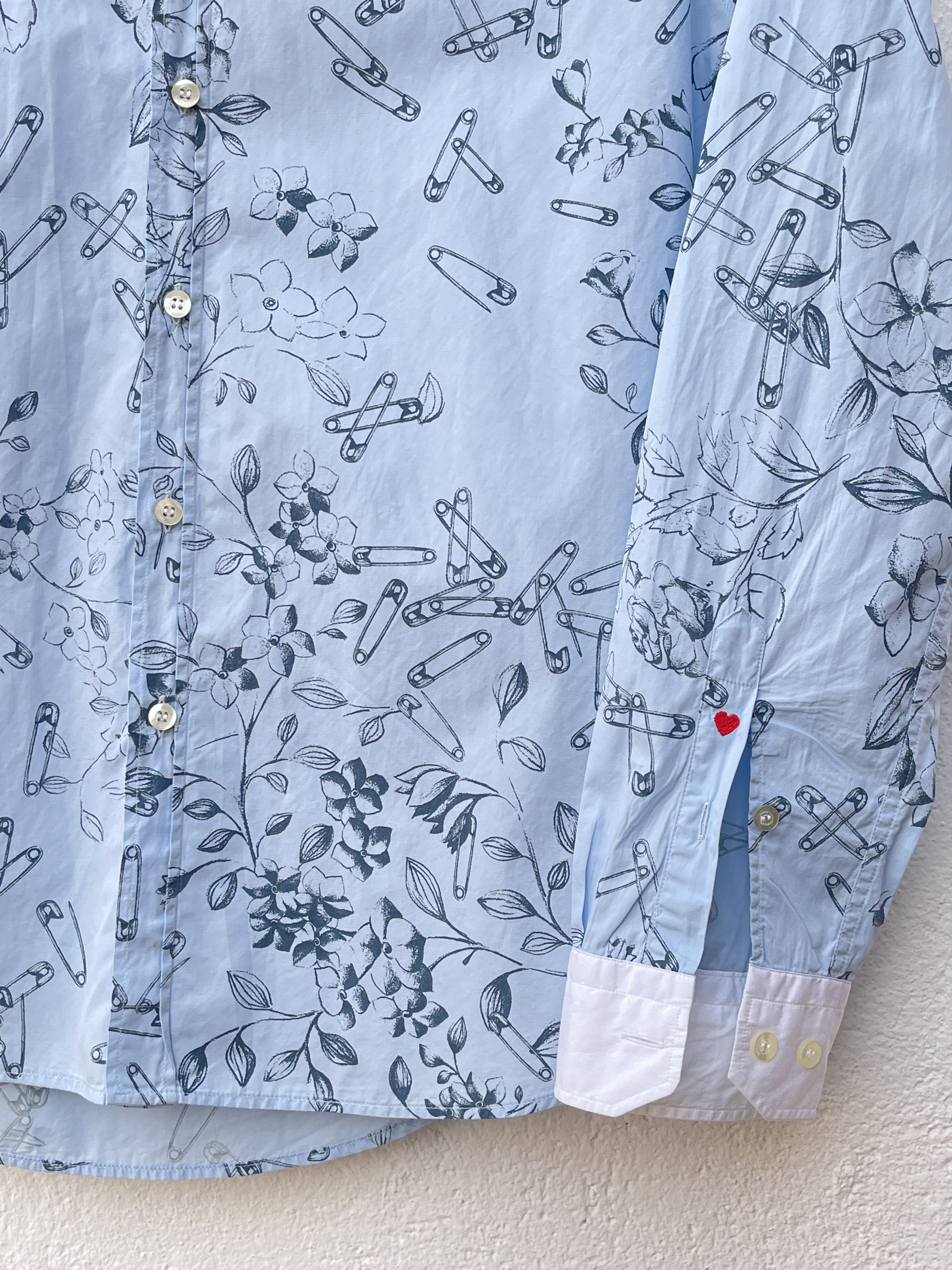 Moschino 🔥blue Moschino slim printed logo flowers heart size M Size US M / EU 48-50 / 2 - 5 Thumbnail
