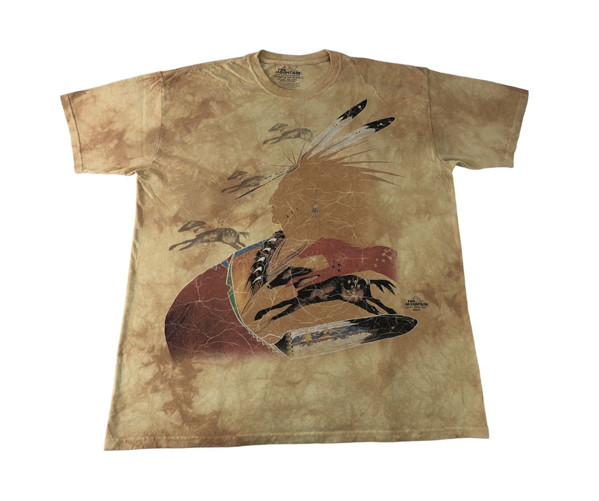 The Mountain × Vintage The Mountain 2001 Gina Grey Red Indians Tye Dyed Tee Size US XL / EU 56 / 4 - 1 Thumbnail