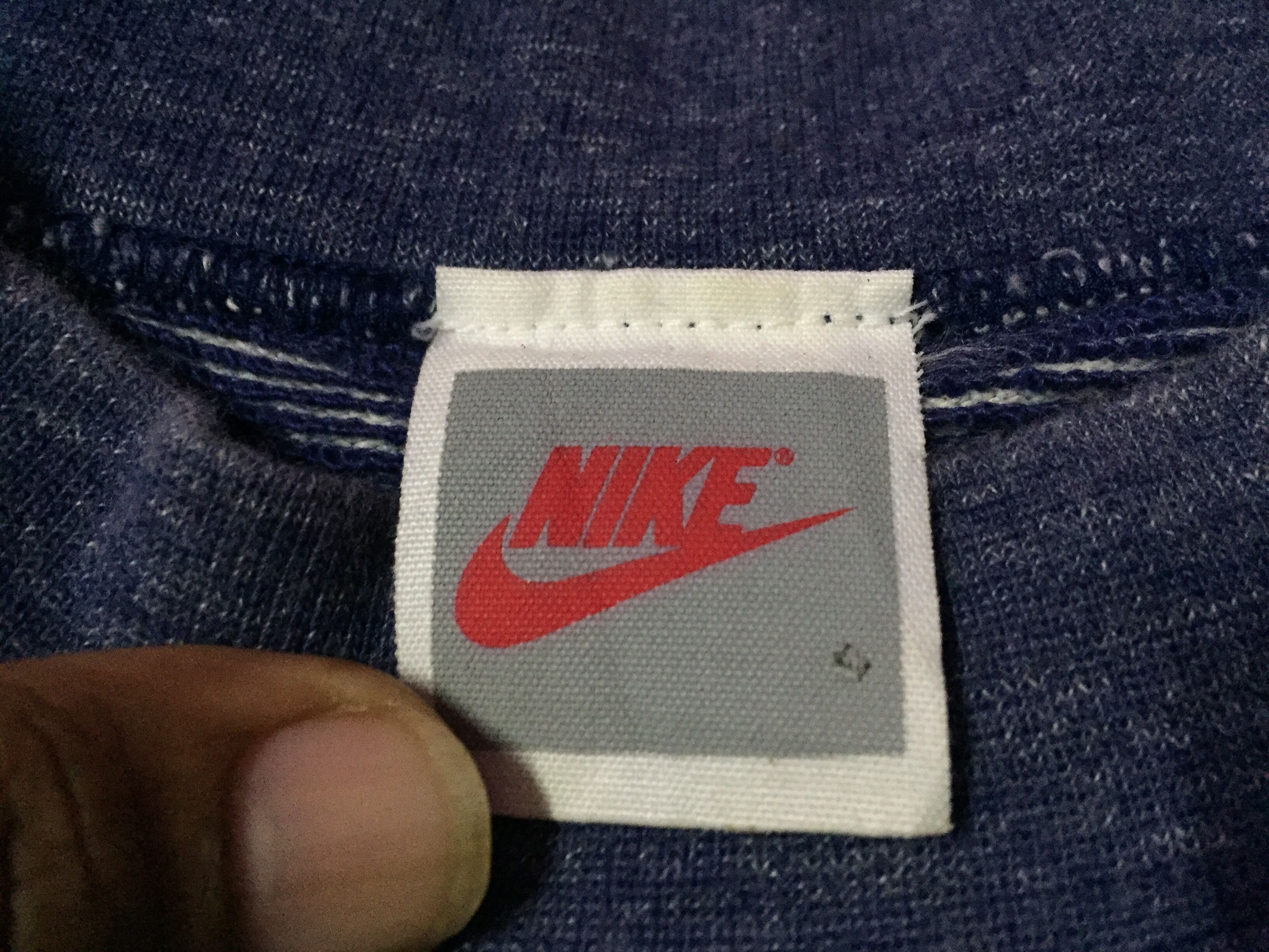 Nike Vintage Nike Sweatshirts Size XL Size US XL / EU 56 / 4 - 4 Thumbnail