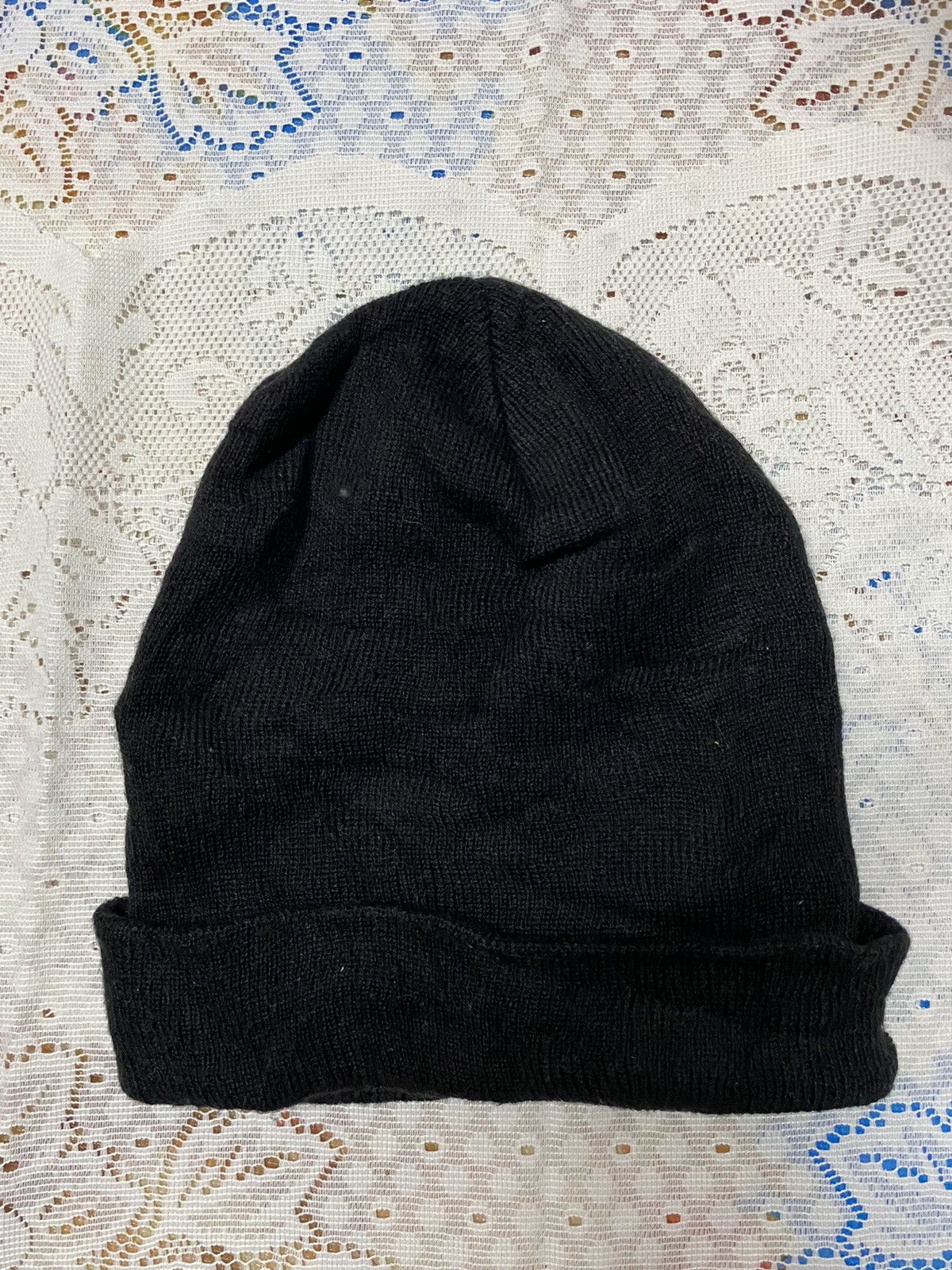 Nike Nike Swoosh Small Logo Embroidery Beanie Size ONE SIZE - 3 Thumbnail