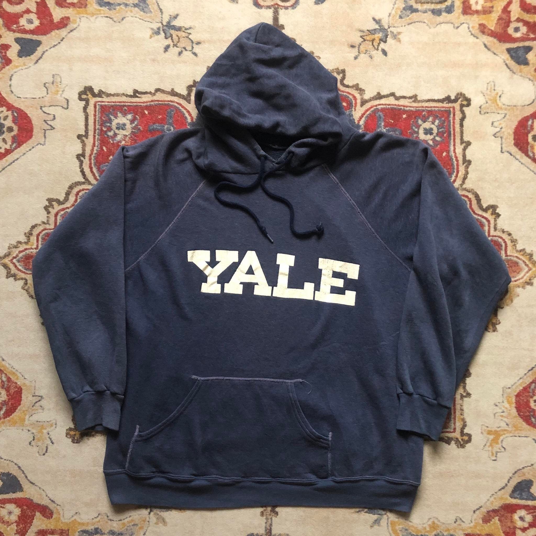 image of American College x Collegiate Vintage 80's Yale Collegiate Hoodie in Blue, Men's (Size XL)