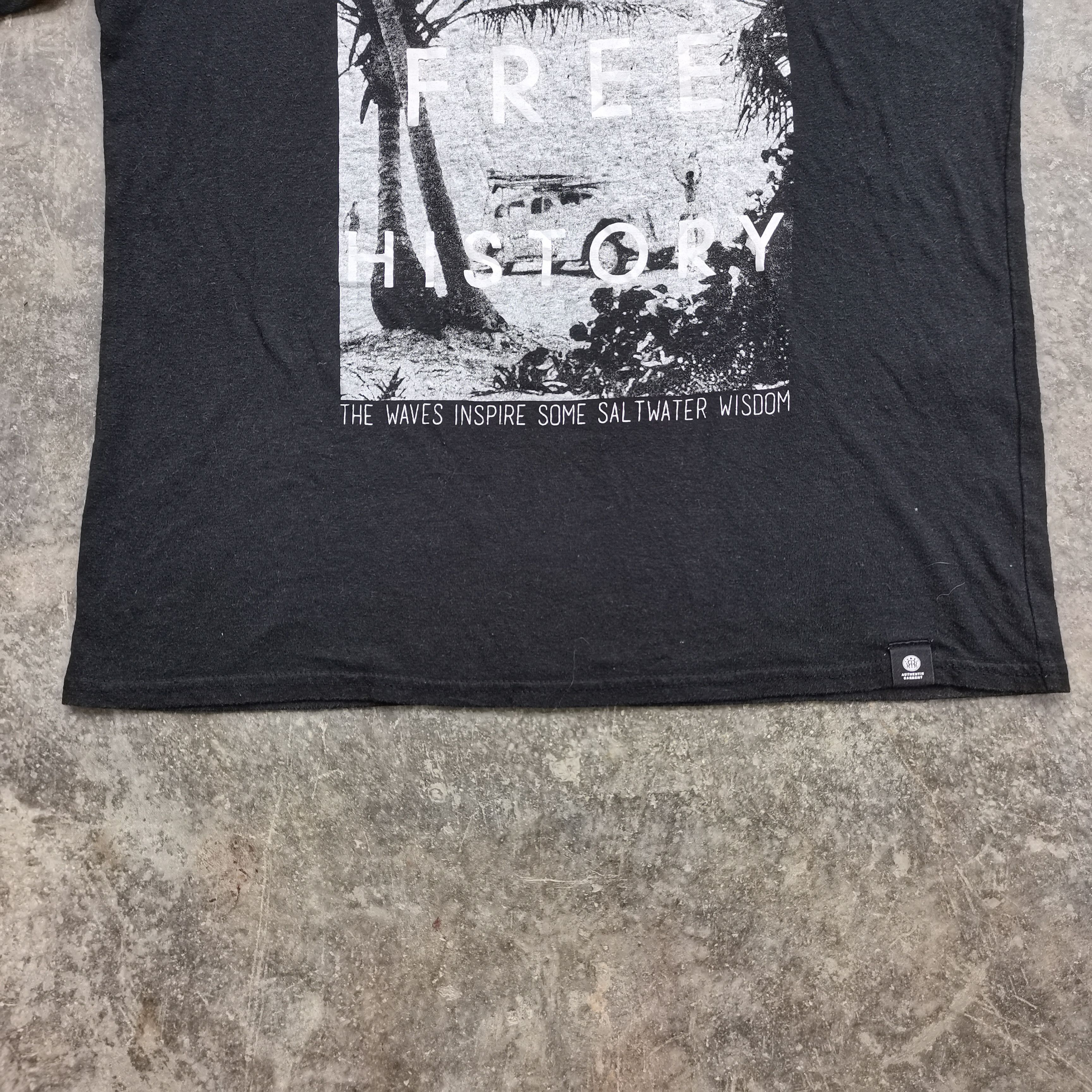 Restoration × Vintage Vintage Restoration Black Short Sleeve Shirt Size US L / EU 52-54 / 3 - 4 Thumbnail