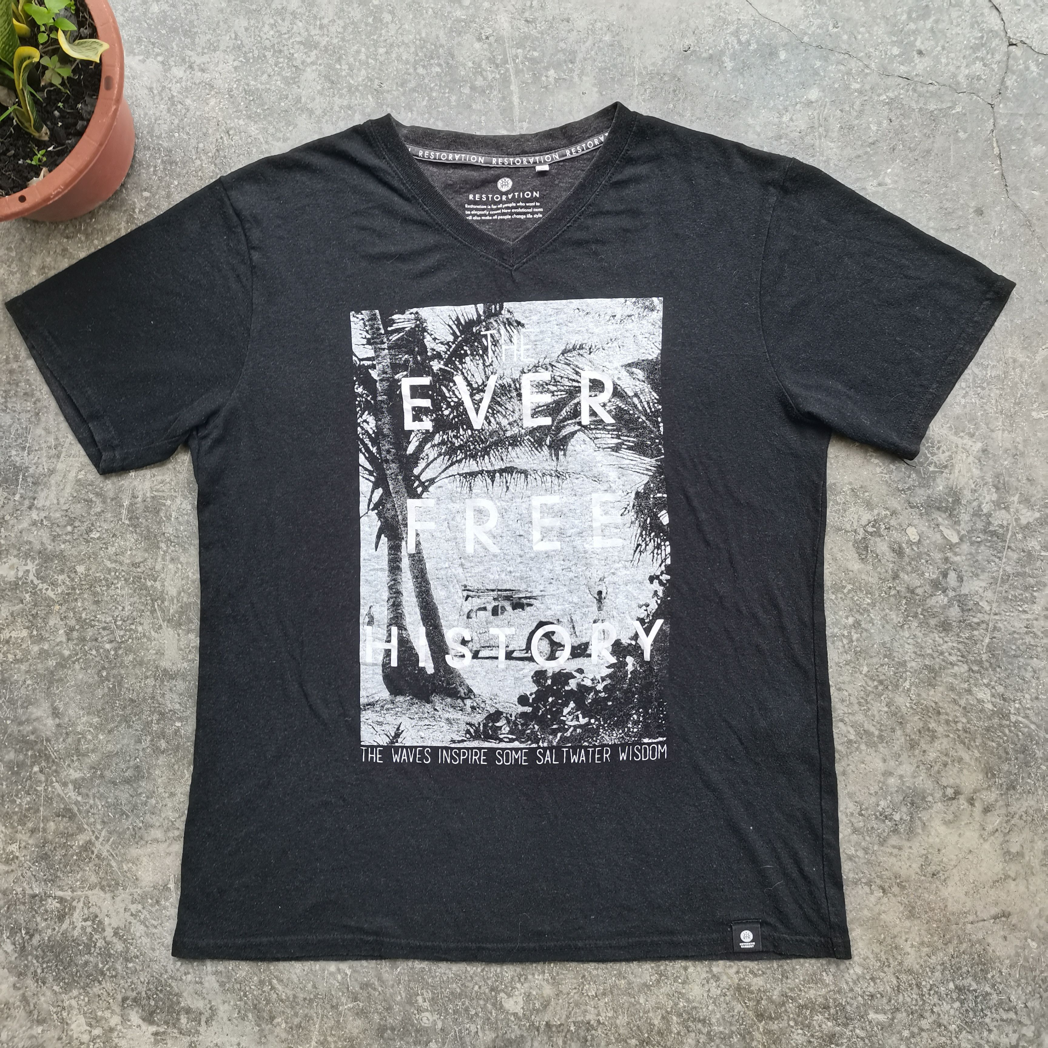 Restoration × Vintage Vintage Restoration Black Short Sleeve Shirt Size US L / EU 52-54 / 3 - 1 Thumbnail