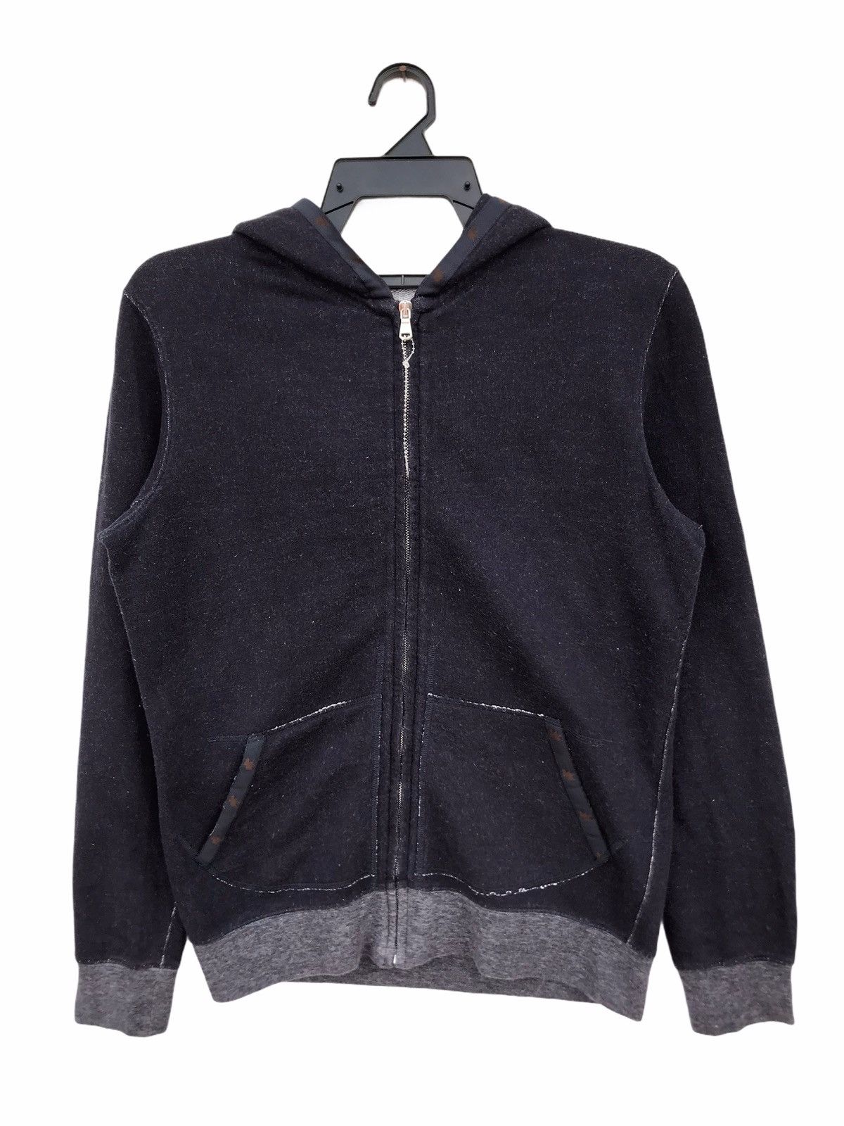Japanese Brand Hunting World Hoodie Made In Italy Size US M / EU 48-50 / 2 - 1 Thumbnail