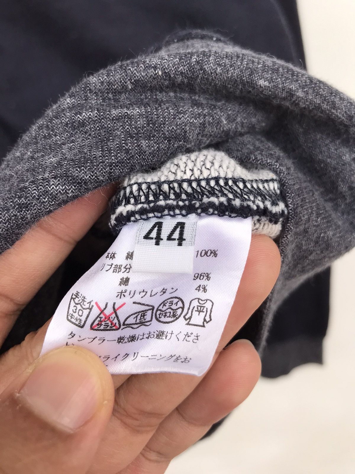 Japanese Brand Hunting World Hoodie Made In Italy Size US M / EU 48-50 / 2 - 4 Thumbnail