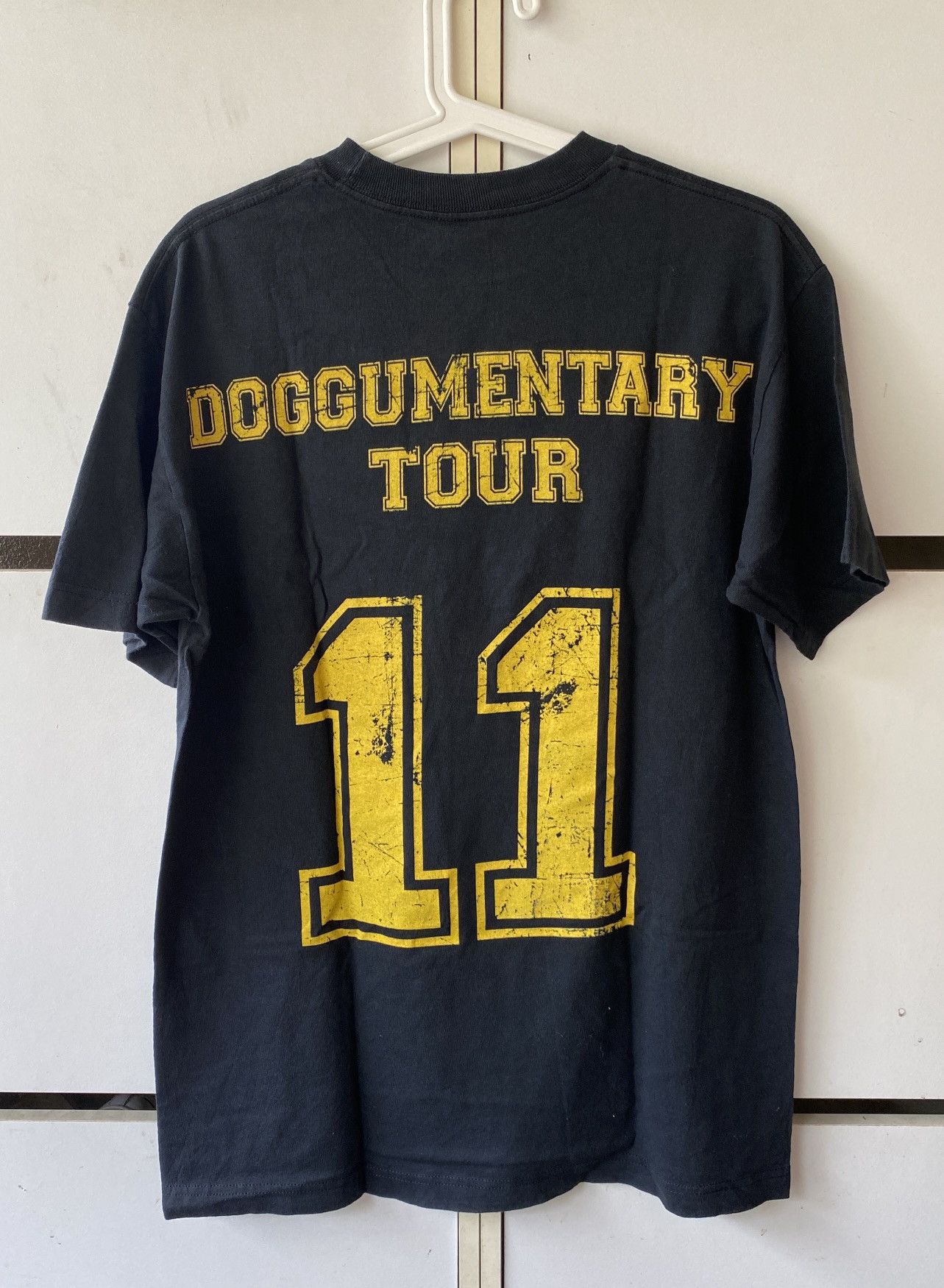 Snoop Dogg SNOOP DOGGY DOGGUMENTARY TOUR RAP TEE Size US M / EU 48-50 / 2 - 3 Thumbnail