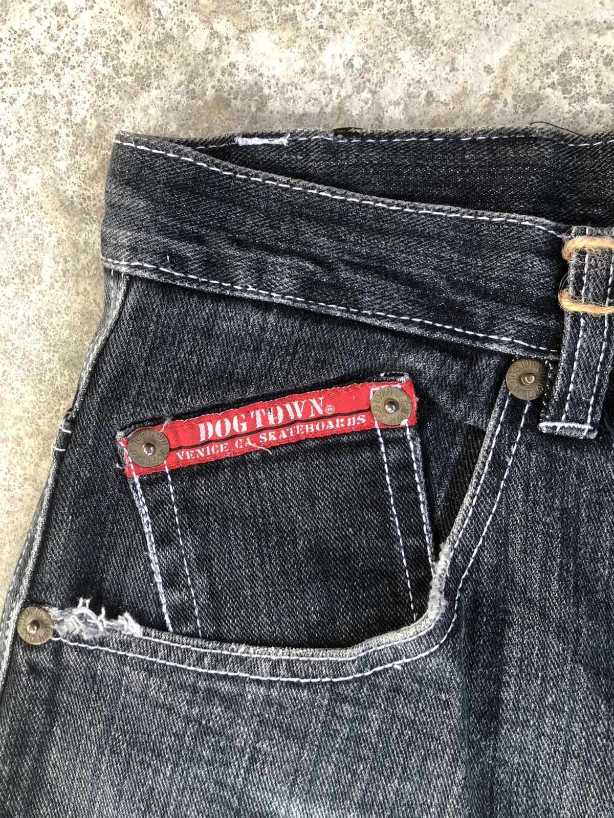 Dogtown Dogtown Embroidered Jeans Baggy Jeans Hip Hop Skateboards Size US 37 - 13 Thumbnail