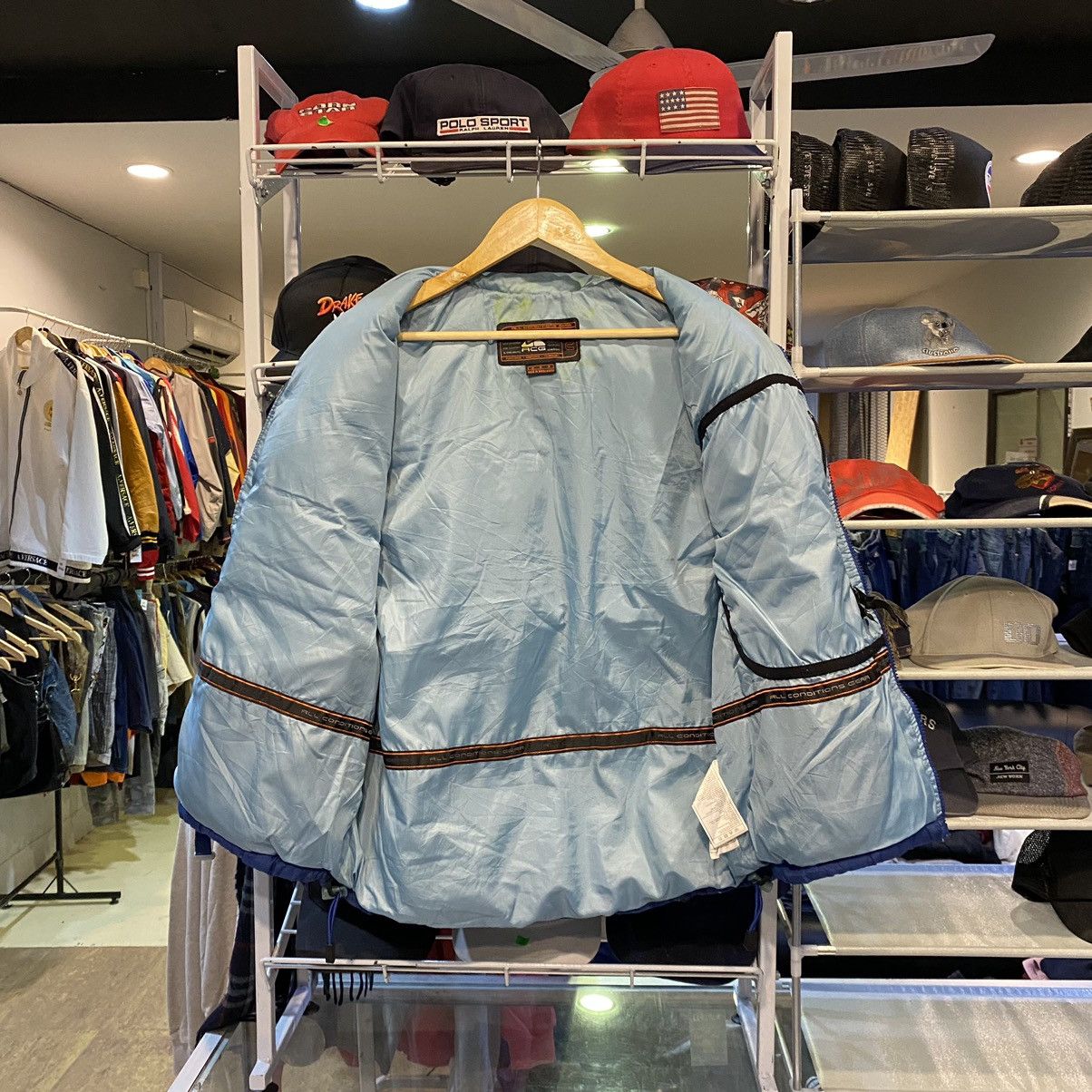Nike × Nike ACG × Vintage NIKE ACG PUFFER VEST Size US M / EU 48-50 / 2 - 3 Thumbnail