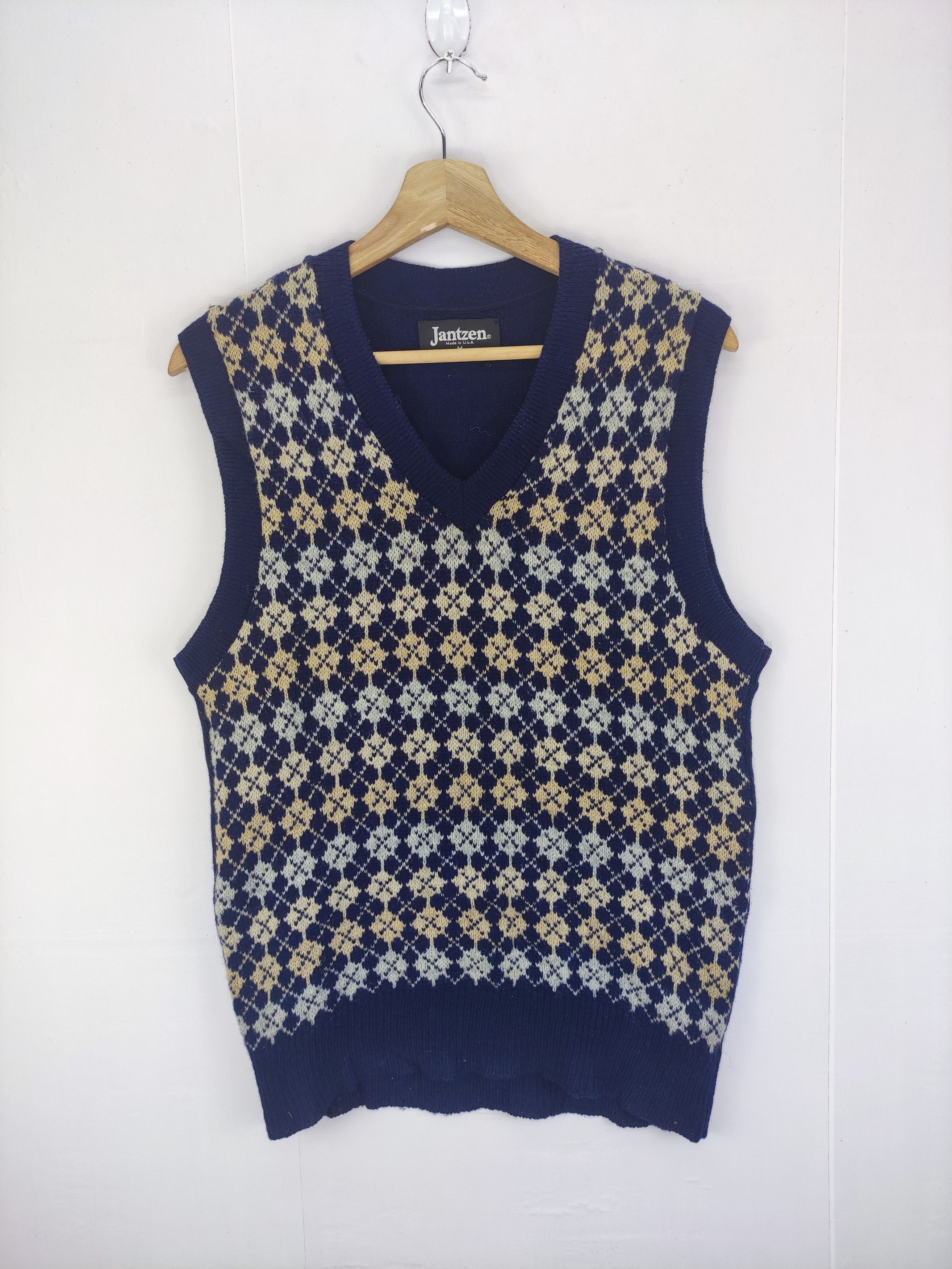 Jantzen Vintage Jantzen Wool Vest Knit Size US S / EU 44-46 / 1 - 1 Thumbnail