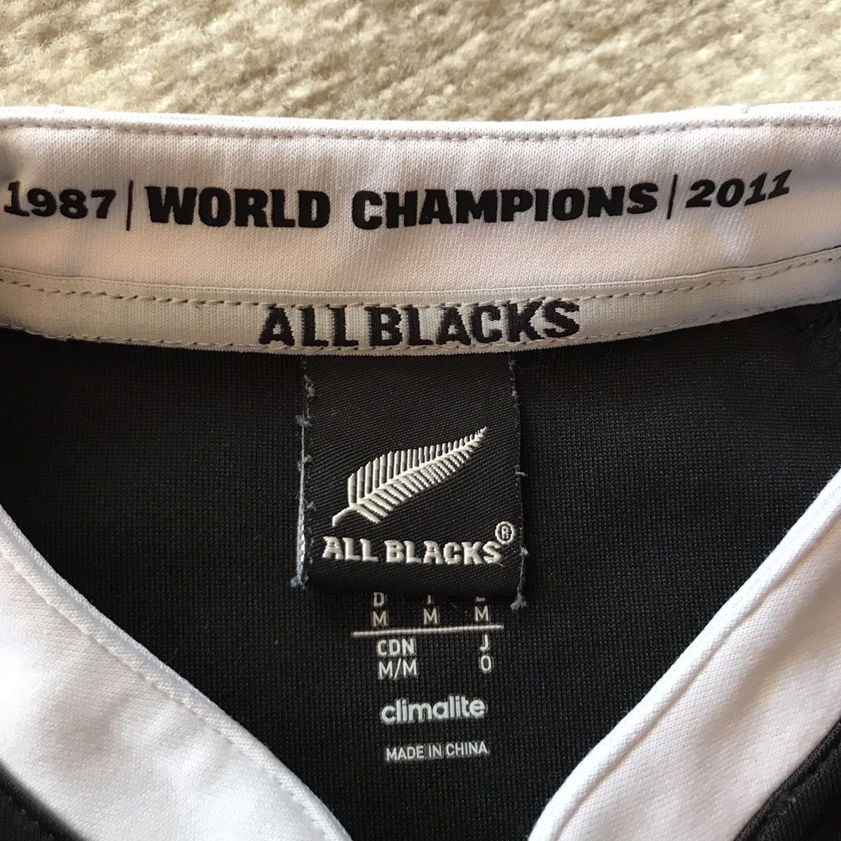 Adidas × All Blacks Adidas All Blacks AIG jersey t shirt size M Size US M / EU 48-50 / 2 - 4 Thumbnail