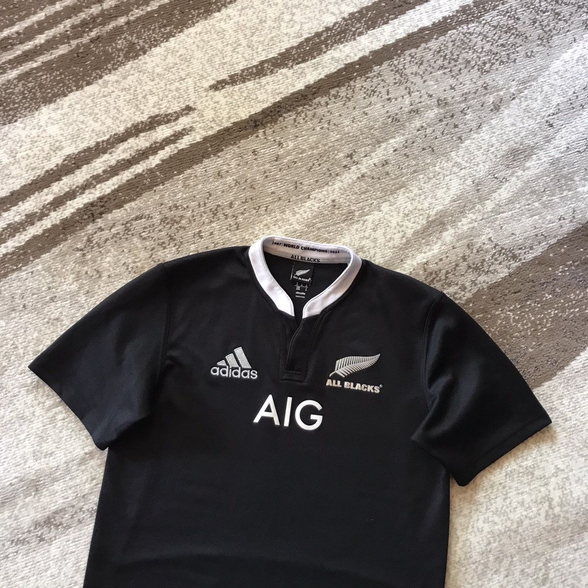 Adidas × All Blacks Adidas All Blacks AIG jersey t shirt size M Size US M / EU 48-50 / 2 - 2 Thumbnail