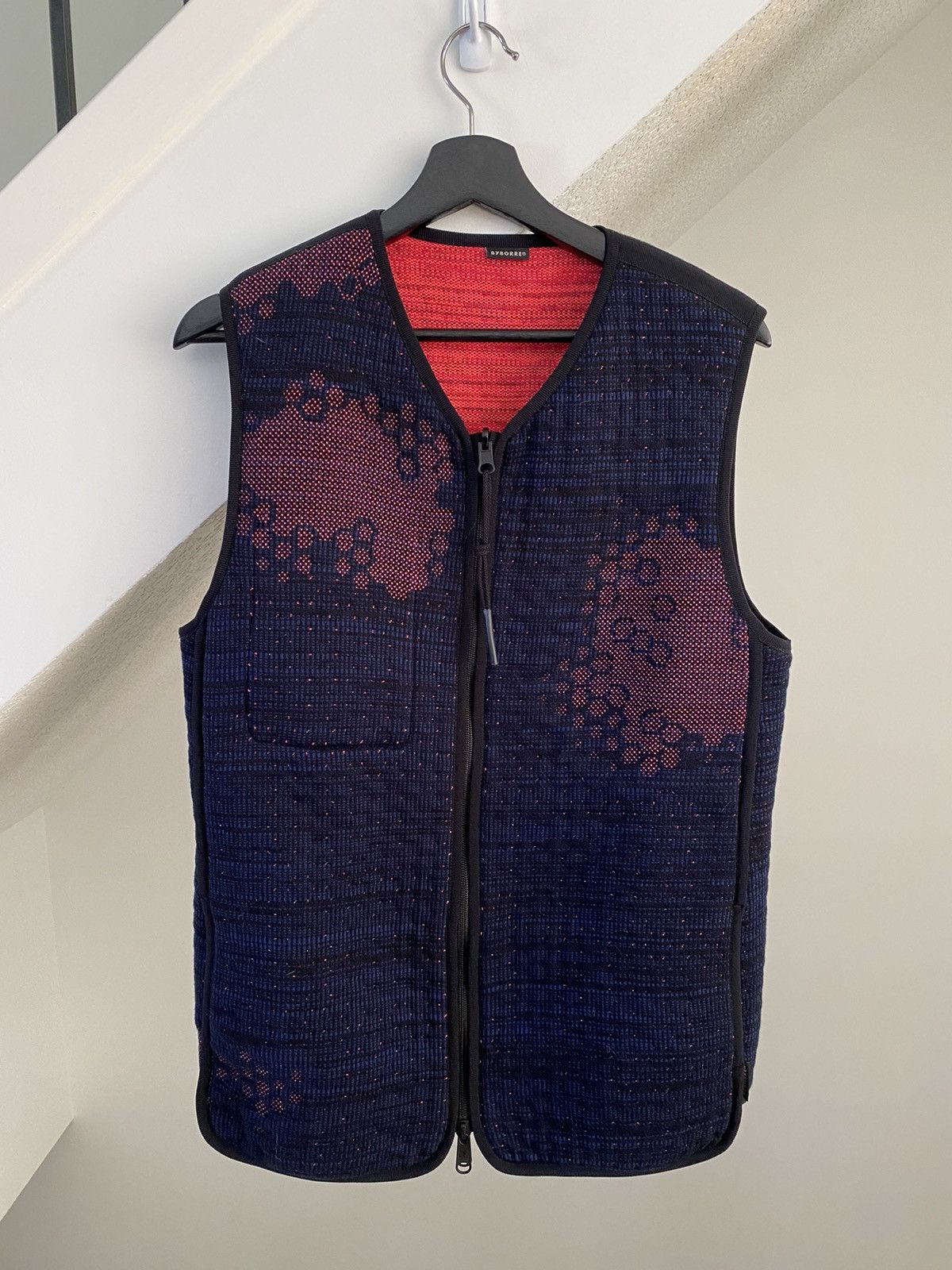 image of Byborre Reversible Insulating Vest in Navy Red, Men's (Size Small)
