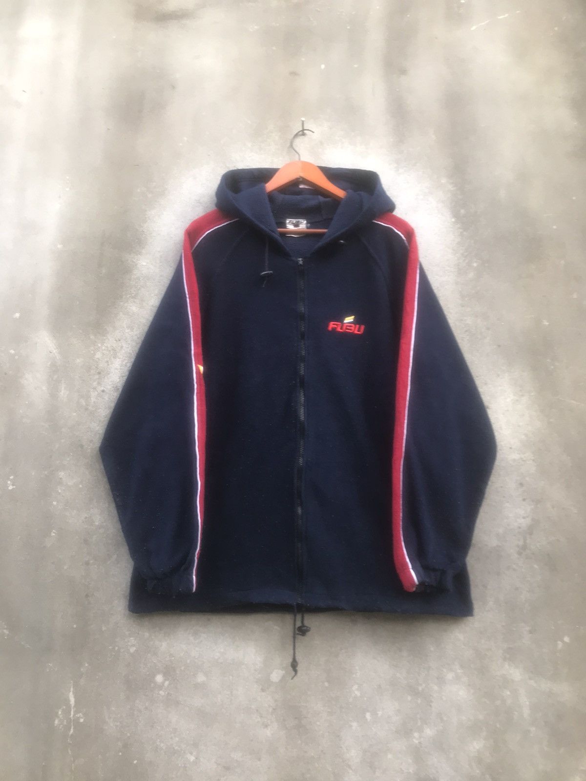 Fubu × Rap Tees × Vintage 🔥Rare🔥Vintage Fubu Sports Big Logo Embroidery Sherpa Fleece Size US L / EU 52-54 / 3 - 4 Thumbnail