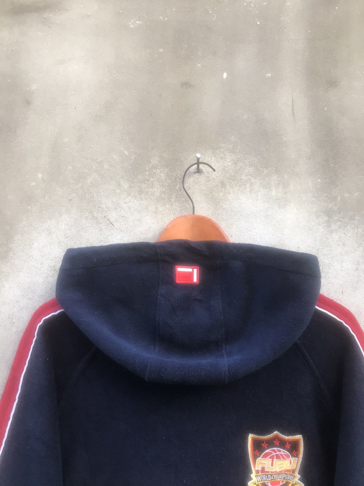 Fubu × Rap Tees × Vintage 🔥Rare🔥Vintage Fubu Sports Big Logo Embroidery Sherpa Fleece Size US L / EU 52-54 / 3 - 17 Thumbnail