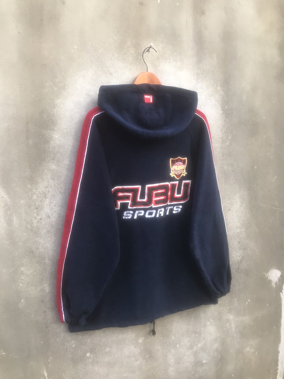Fubu × Rap Tees × Vintage 🔥Rare🔥Vintage Fubu Sports Big Logo Embroidery Sherpa Fleece Size US L / EU 52-54 / 3 - 12 Thumbnail