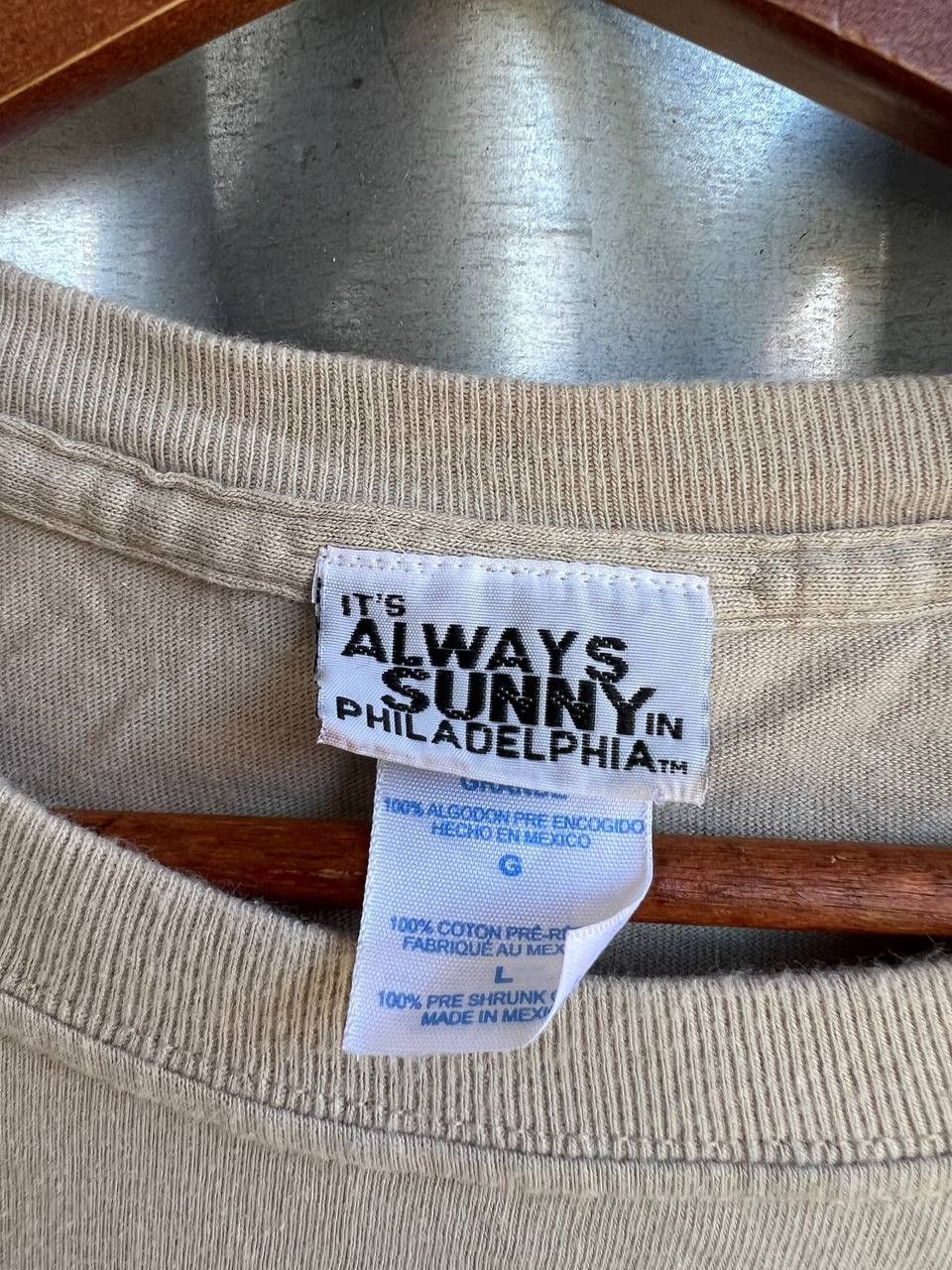 Other It’s Always Sunny In Philadelphia Size US L / EU 52-54 / 3 - 3 Thumbnail