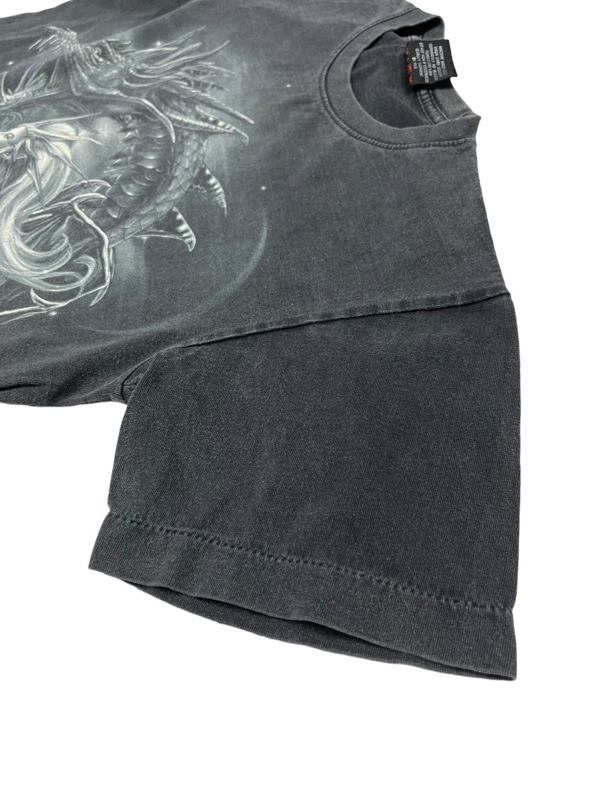 Other Vintage Faded Dragon’s Mother T-Shirt Y2K Single Stitch Size US M / EU 48-50 / 2 - 4 Thumbnail
