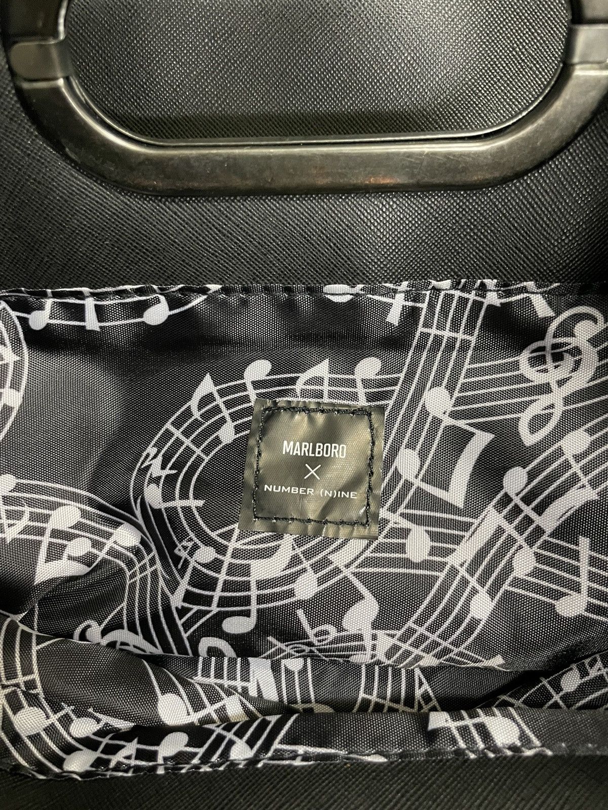 Marlboro Number (N)ine Tote & Clucth Bag Size ONE SIZE - 7 Thumbnail