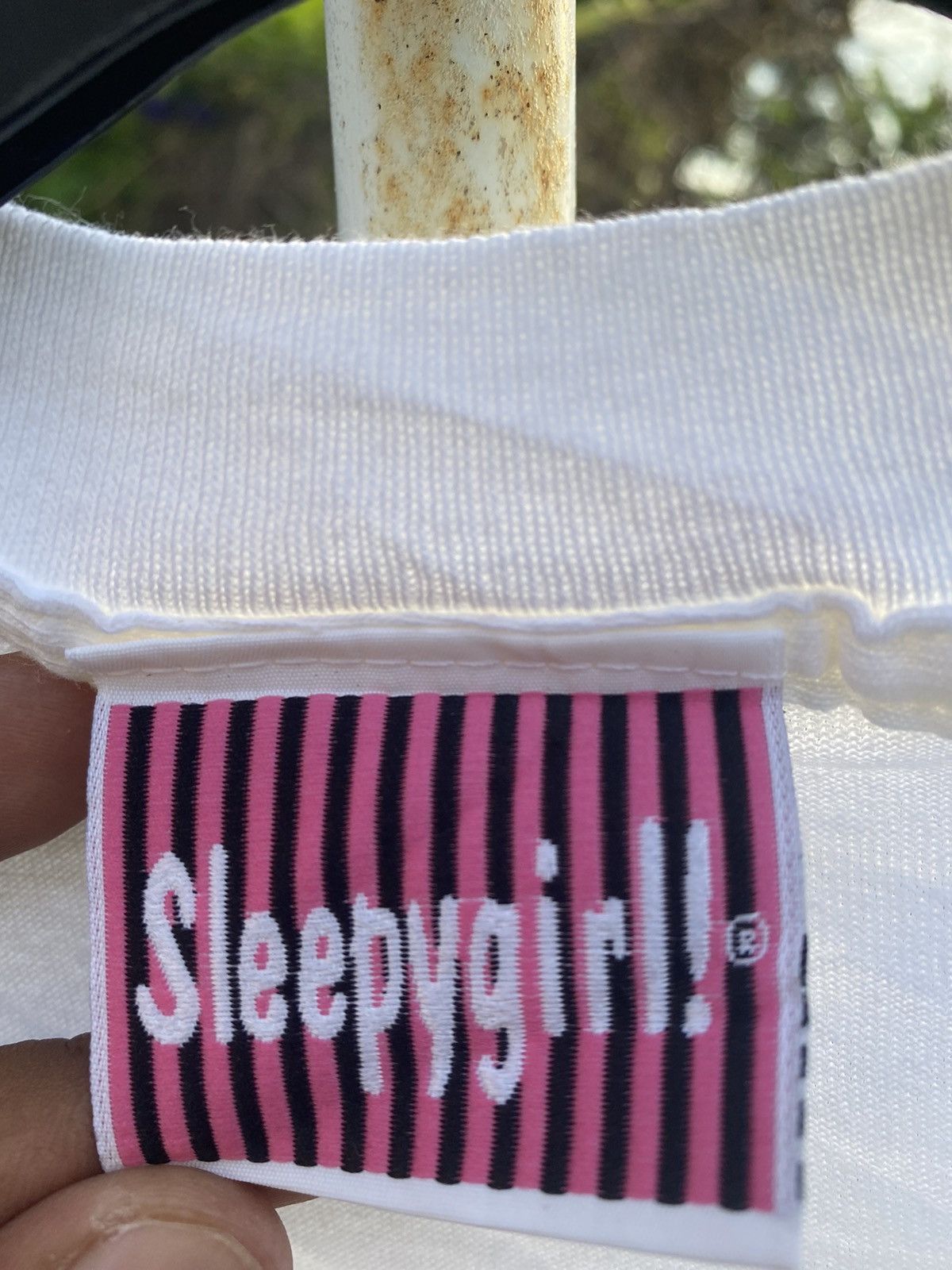 Vintage Vintage Big League Bear Sleepygirl Tshirt Size US XL / EU 56 / 4 - 6 Thumbnail