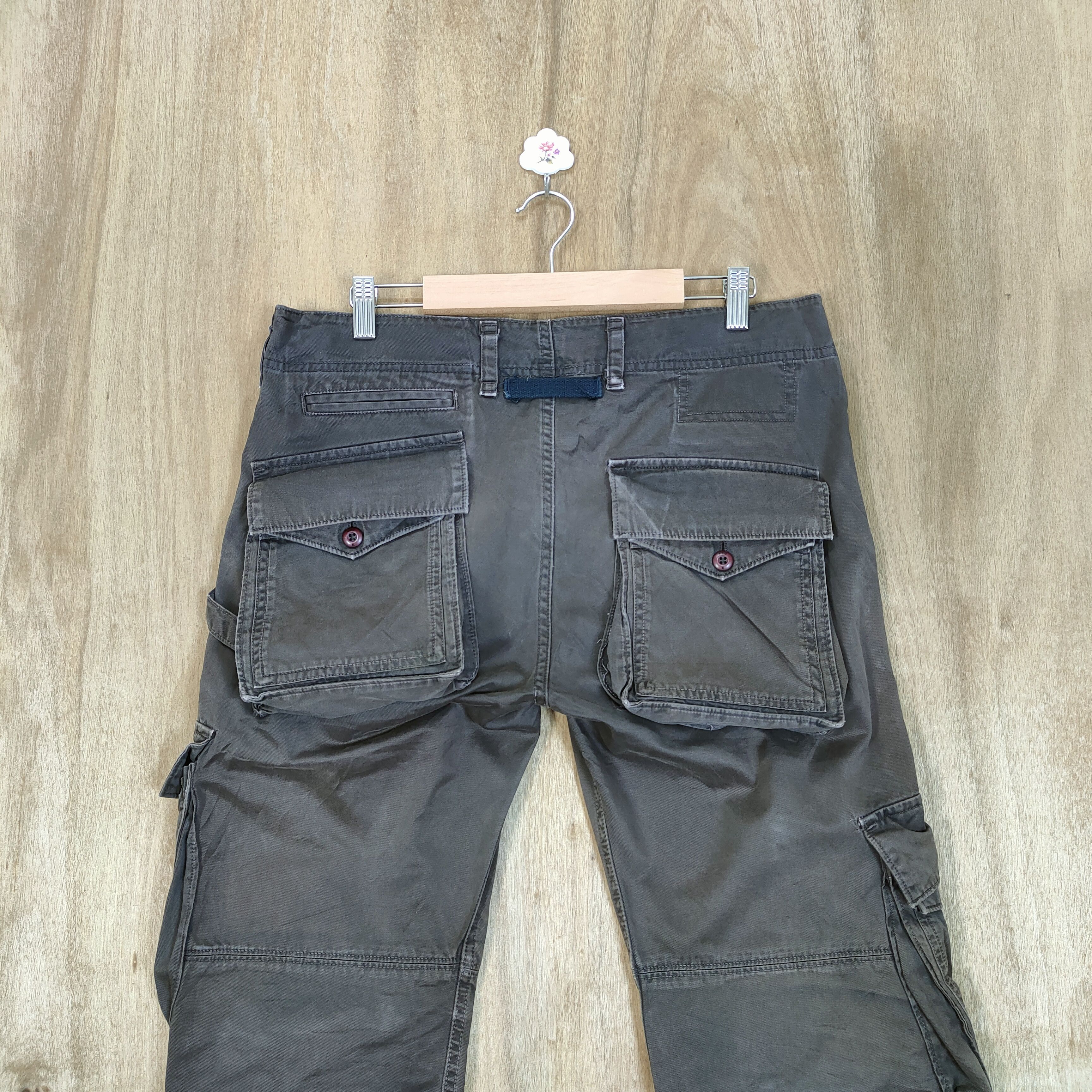 Japanese Brand VINTAGE JAPANESE FADED BROWN CARGO PANTS Size US 32 / EU 48 - 6 Thumbnail