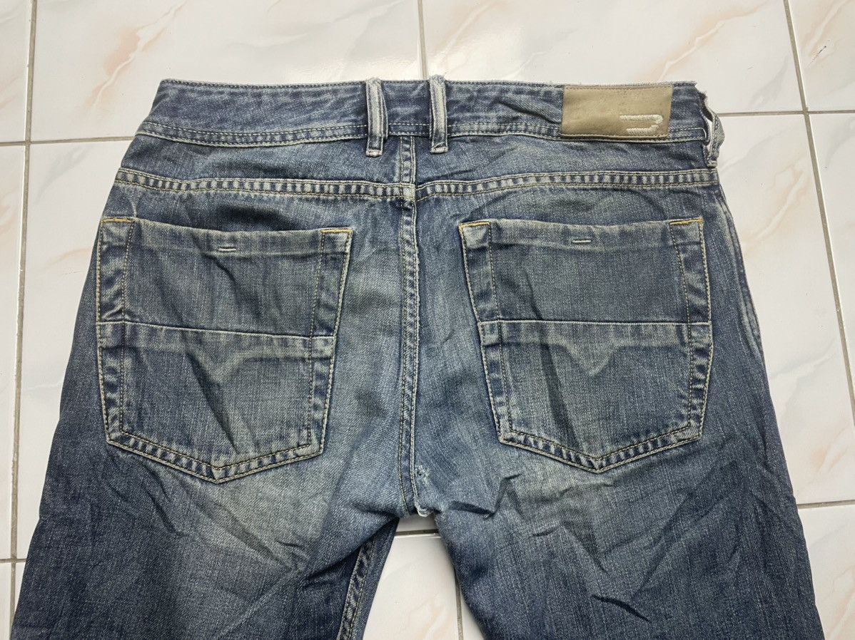 Diesel × Vintage Vintage Diesel Distressed Denim Jeans Size 30" / US 8 / IT 44 - 13 Thumbnail