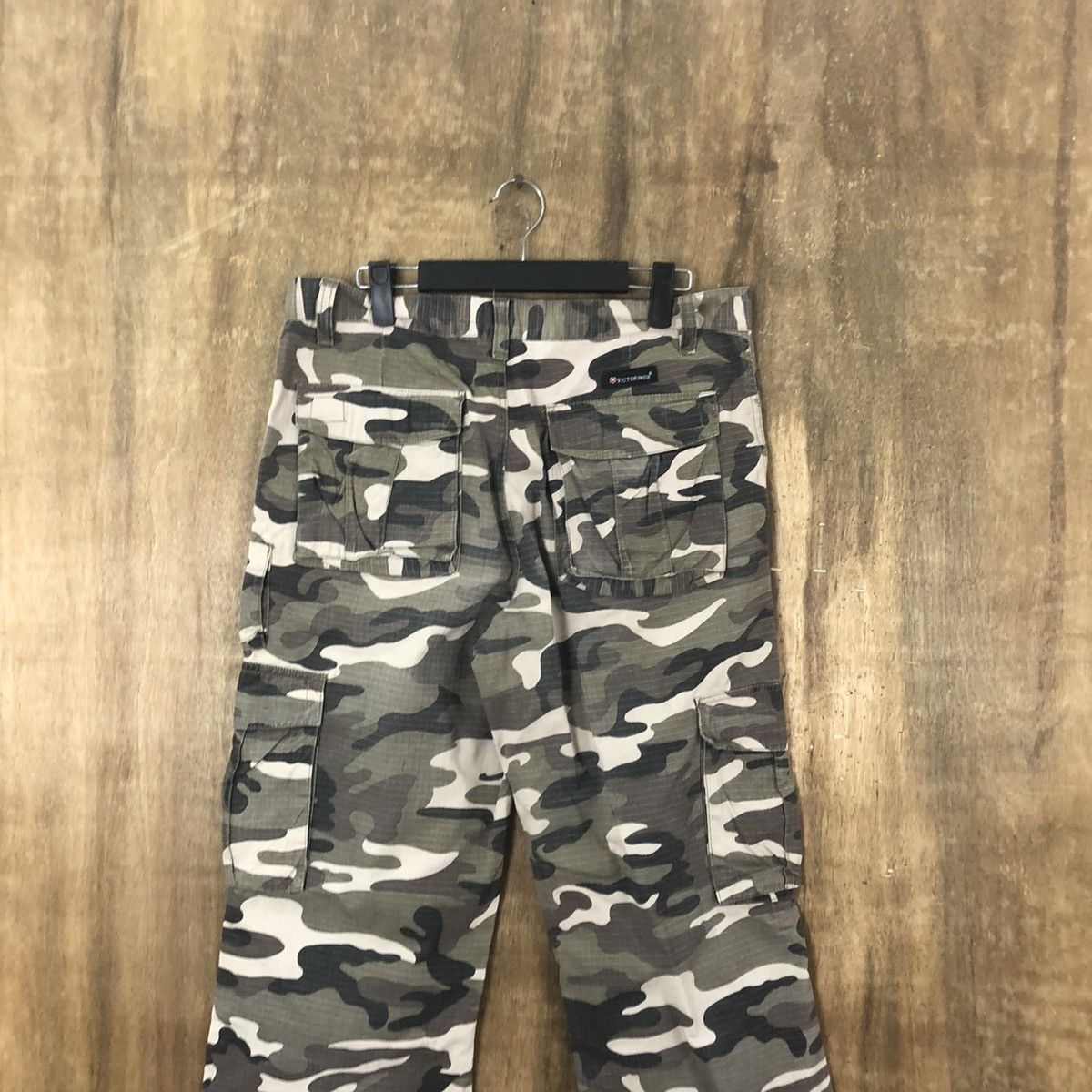 Victorinox VINTAGE VICTORINOX CAMO CARGO PANTS # 022 Size US 32 / EU 48 - 9 Thumbnail