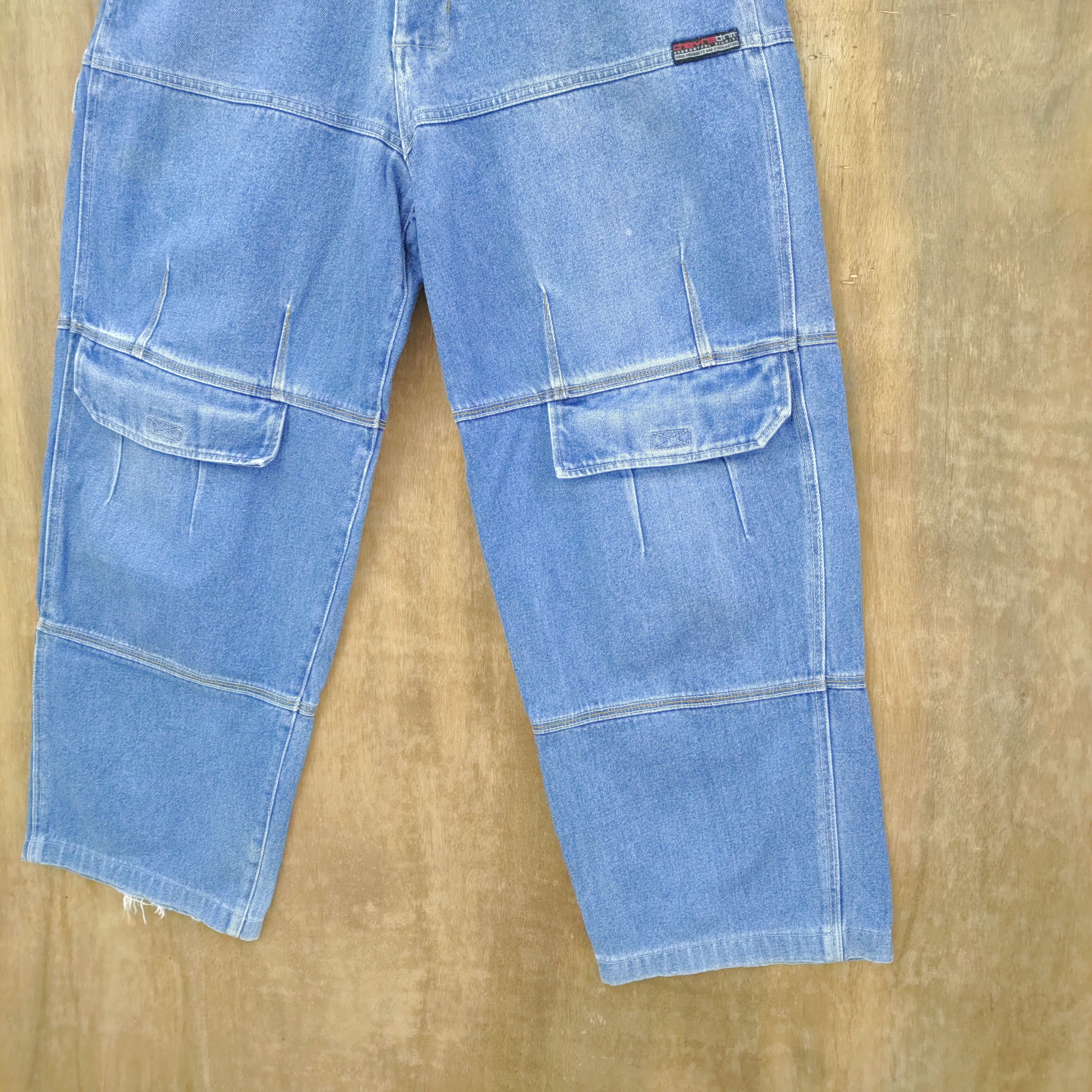 Japanese Brand CHEVRE DENIM FADED BAGGY CARGO PANTS /BUSH PANTS Size US 31 - 6 Thumbnail