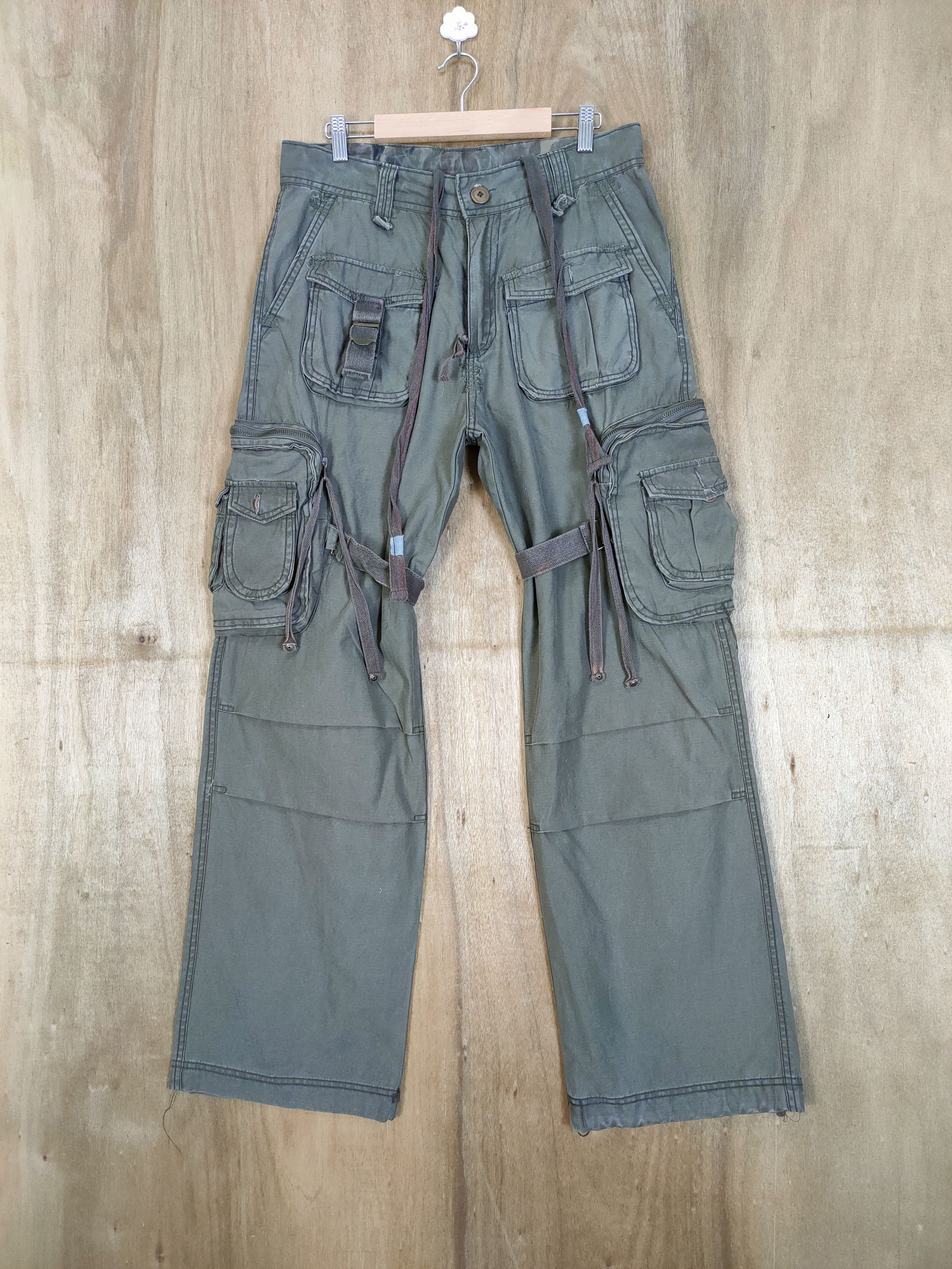 image of Vintage Bondage Baggy Cargo Pants in Green, Men's (Size 34)