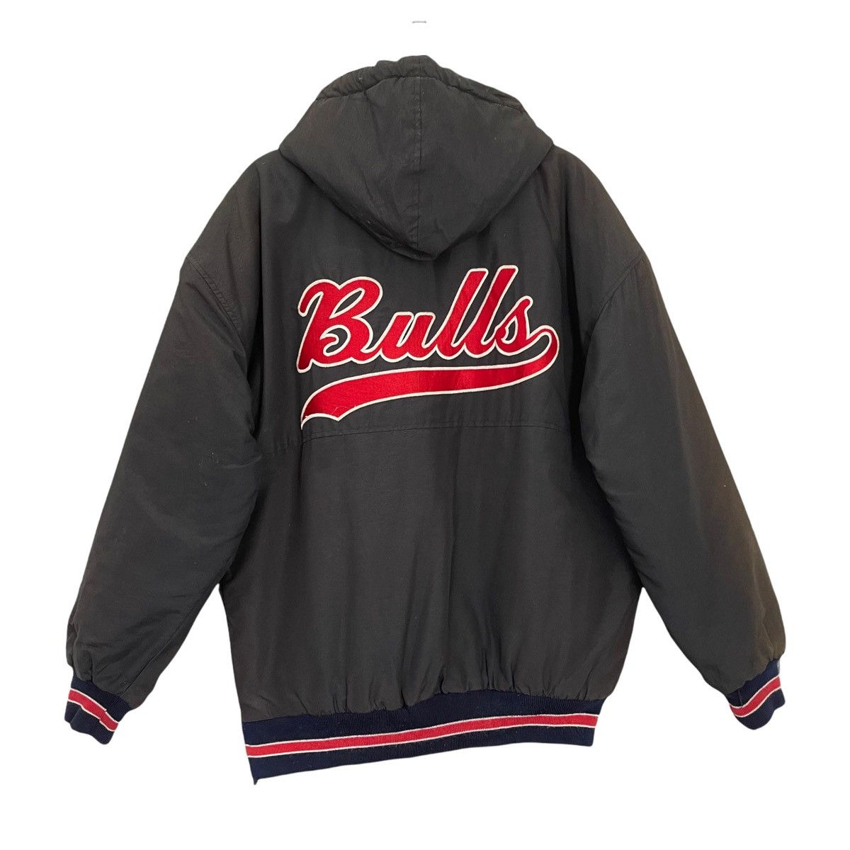 NBA FADED!! Vintage Chicago Bulls Big Logo Jacket Size XL Size US XL / EU 56 / 4 - 1 Thumbnail