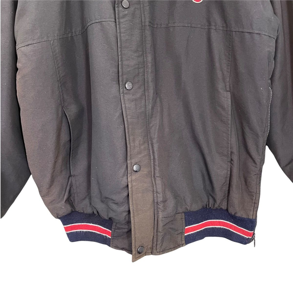 NBA FADED!! Vintage Chicago Bulls Big Logo Jacket Size XL Size US XL / EU 56 / 4 - 11 Thumbnail