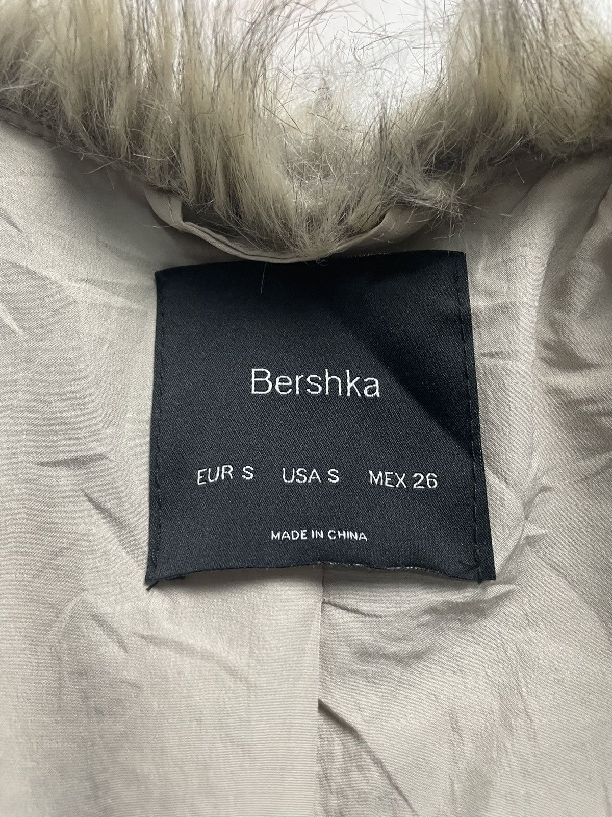 20471120 × Bershka × Marni Berska Mohair Sweater Size S / US 4 / IT 40 - 5 Thumbnail