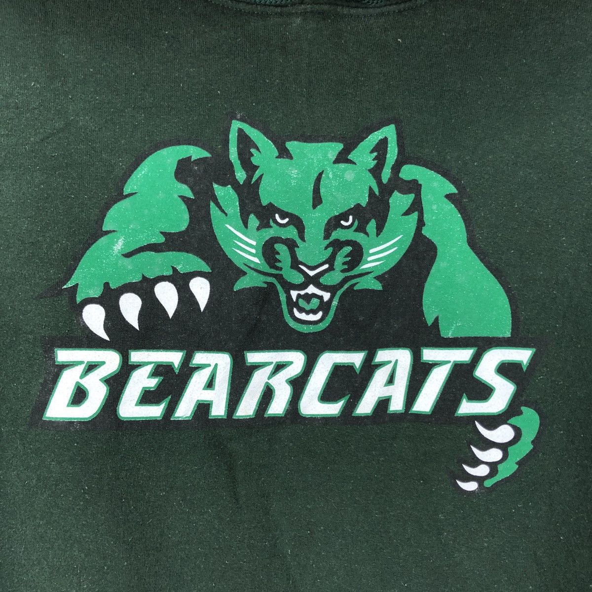 Gildan Vintage BEARCATS by GILDAN Hoodie Pullover #1076/AL Size US M / EU 48-50 / 2 - 4 Thumbnail