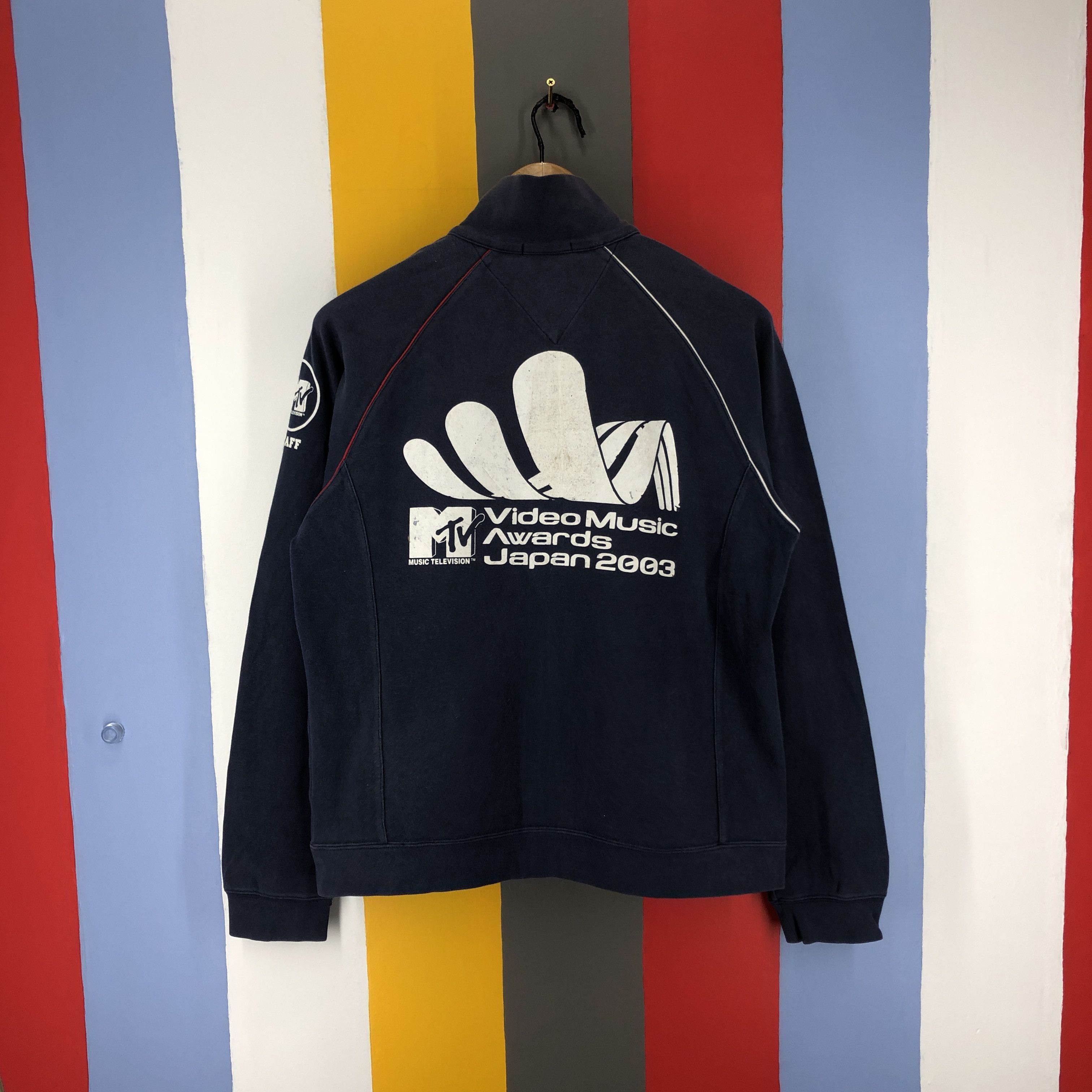 Tommy Hilfiger Y2K Vintage TOMMY HILFIGER x MTV JAPAN Sweatshirt #0761/E Size US S / EU 44-46 / 1 - 1 Thumbnail