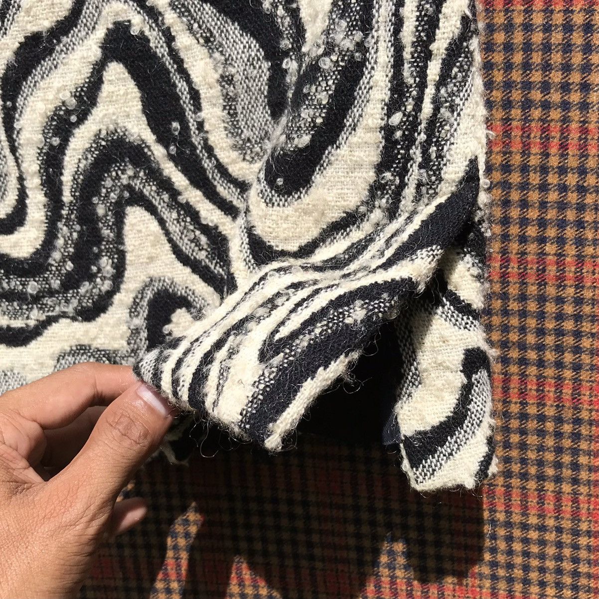Dries Van Noten 🔥Hot Item🔥Vintage Dries Van Noten Wool Skirt Size 28" / US 6 / IT 42 - 9 Thumbnail