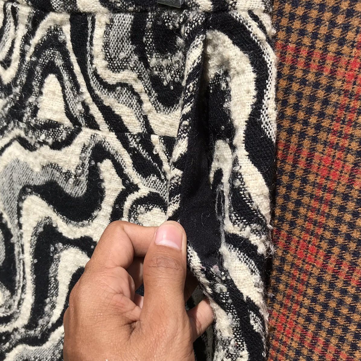 Dries Van Noten 🔥Hot Item🔥Vintage Dries Van Noten Wool Skirt Size 28" / US 6 / IT 42 - 7 Thumbnail