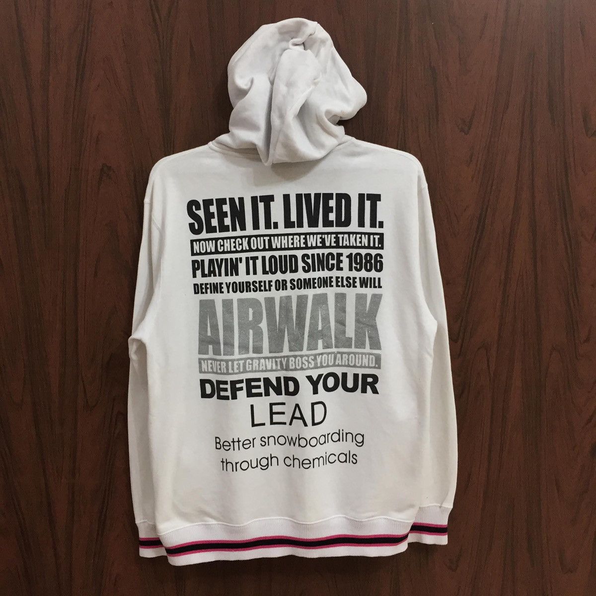 Airwalk Vintage Airwalk hoodie spellout big logo size XL Size US XL / EU 56 / 4 - 7 Thumbnail