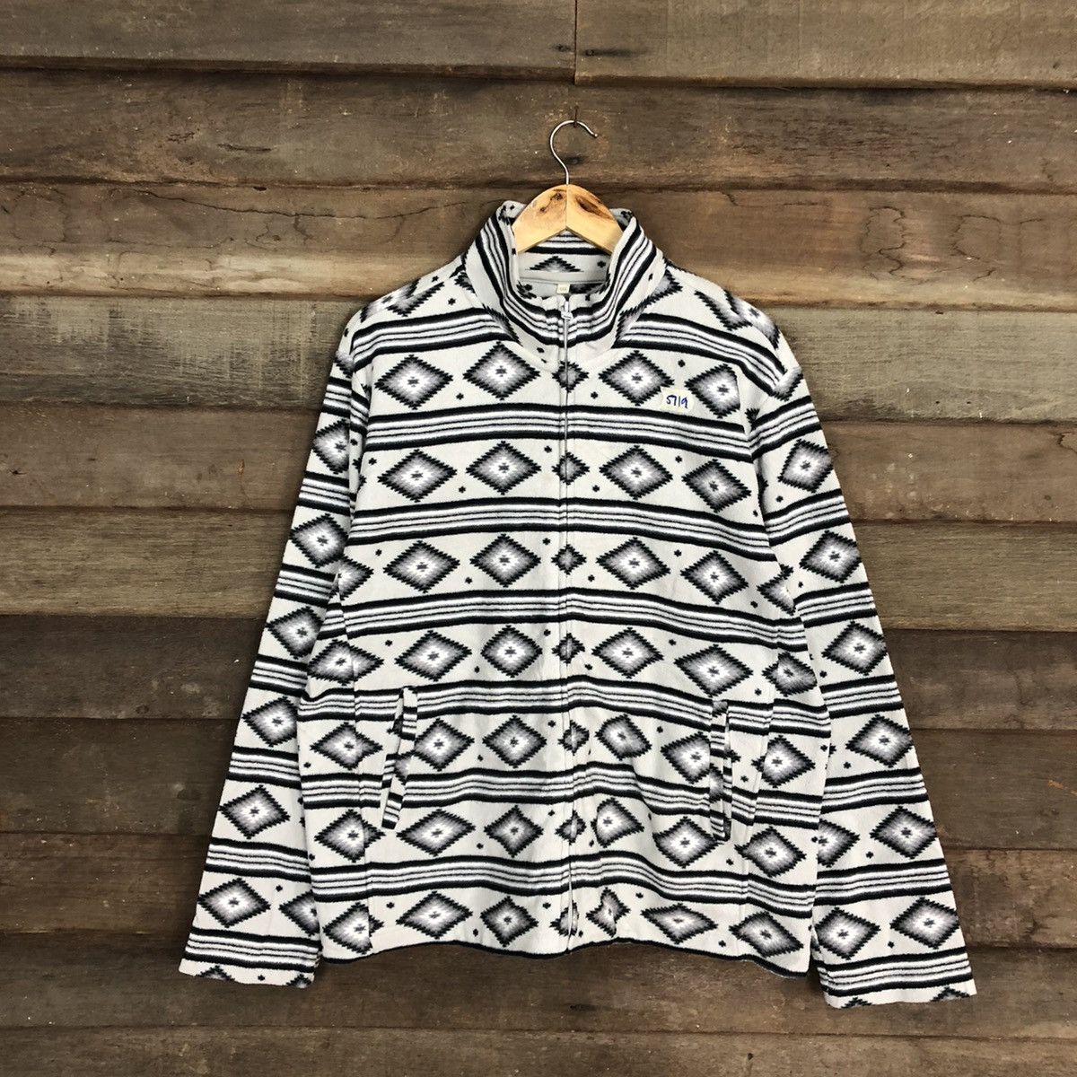 Japanese Brand Topvalu Navajo fleece Grey Sweatshirt #5719 Size US XL / EU 56 / 4 - 1 Thumbnail