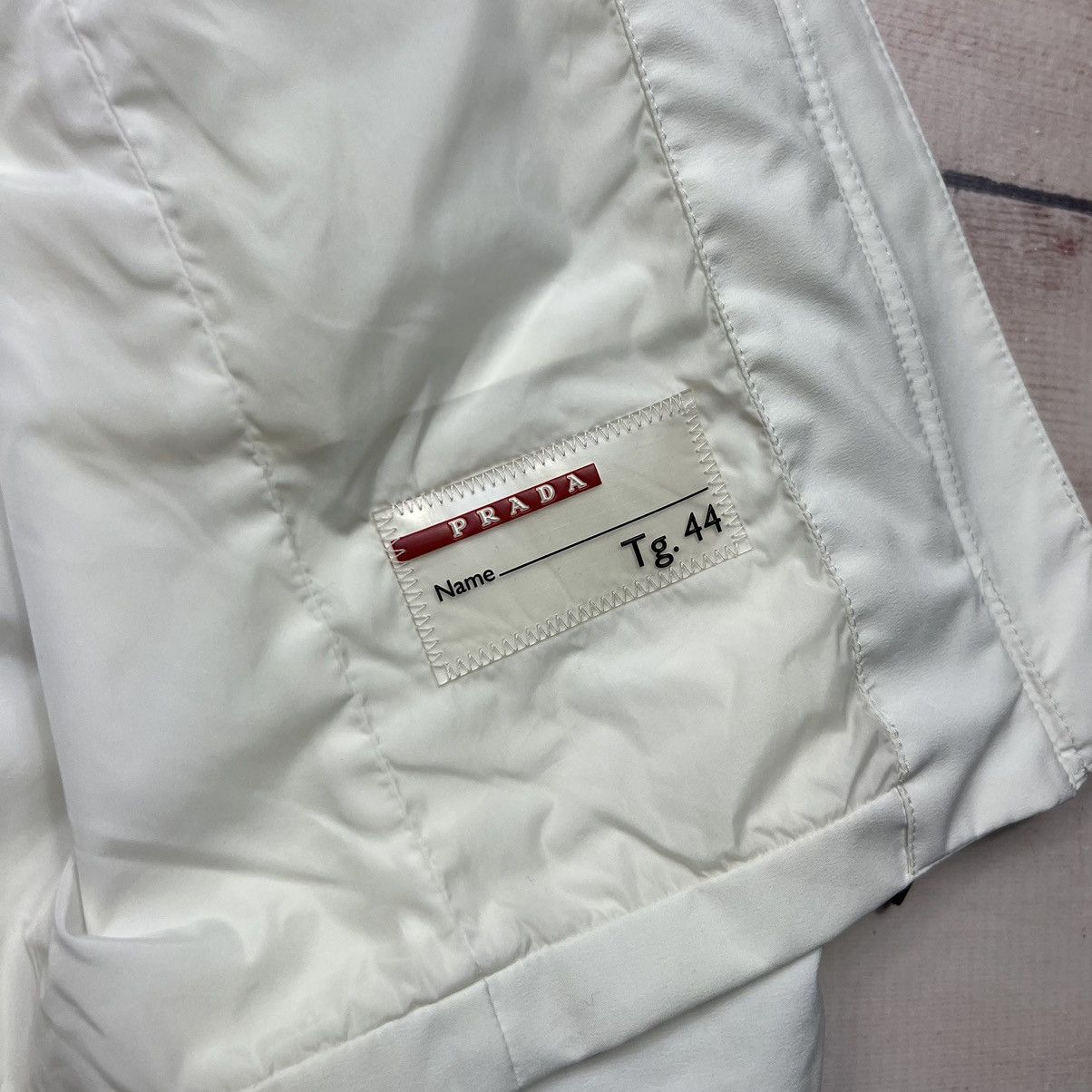 Designer × Prada Prada Nylon White Wind Stopper Goretex Light Jacket Size M / US 6-8 / IT 42-44 - 10 Thumbnail