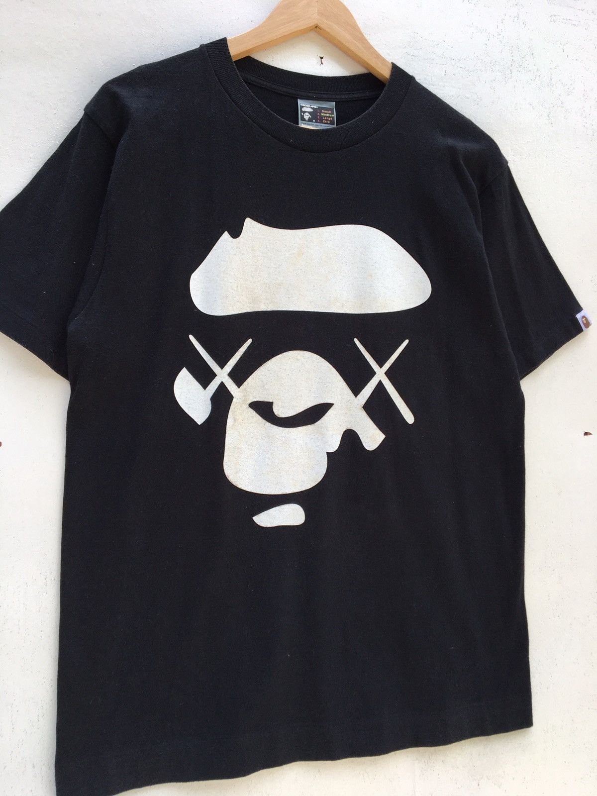 Bape × Kaws Bape x Kaws Ape Face Tee Size US M / EU 48-50 / 2 - 5 Thumbnail