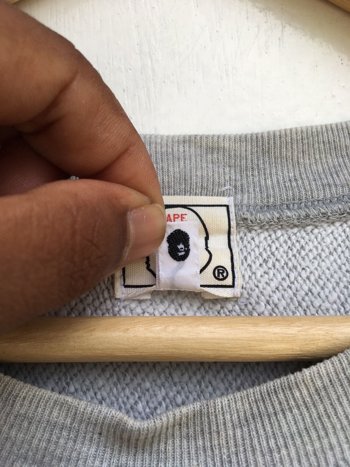 Bape Bapesta Girl Crewneck Size US M / EU 48-50 / 2 - 6 Thumbnail
