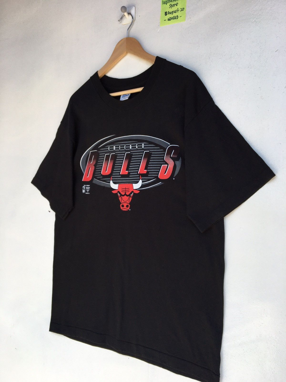 NBA Vintage 90’s Chicago Bulls NBA Logo x Saleem Sportswear Tee Size US L / EU 52-54 / 3 - 3 Thumbnail