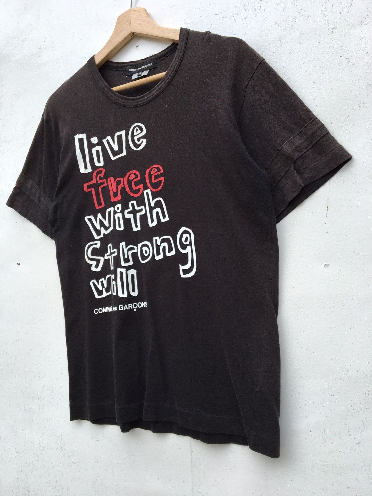 Comme des Garcons Rare Comme des garcons Words Printed Tshirt Size US S / EU 44-46 / 1 - 3 Thumbnail