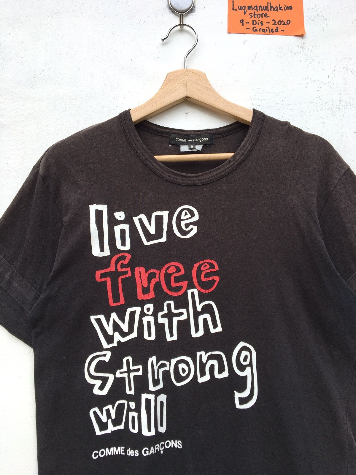Comme des Garcons Rare Comme des garcons Words Printed Tshirt Size US S / EU 44-46 / 1 - 5 Thumbnail